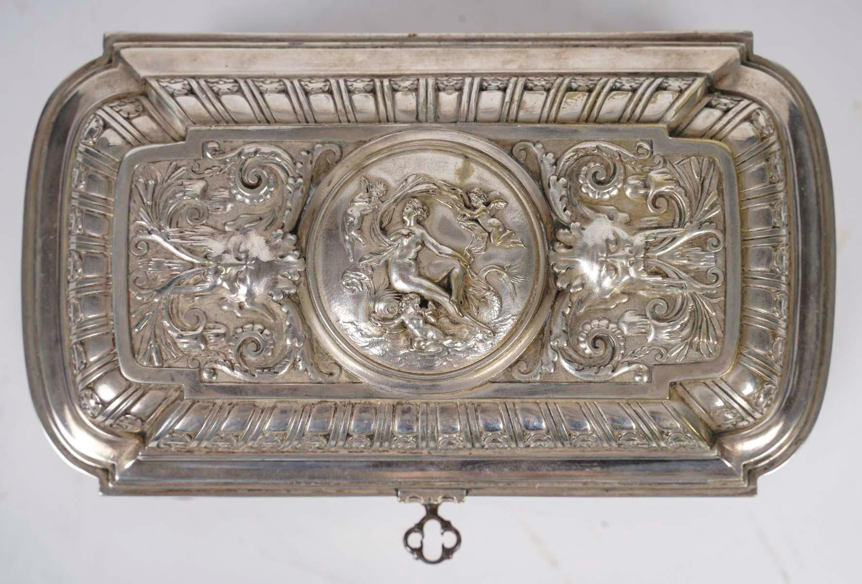 Jewellery Box in Chased and Silvered Bronze, 19th Century, Napoleon III Period. 2