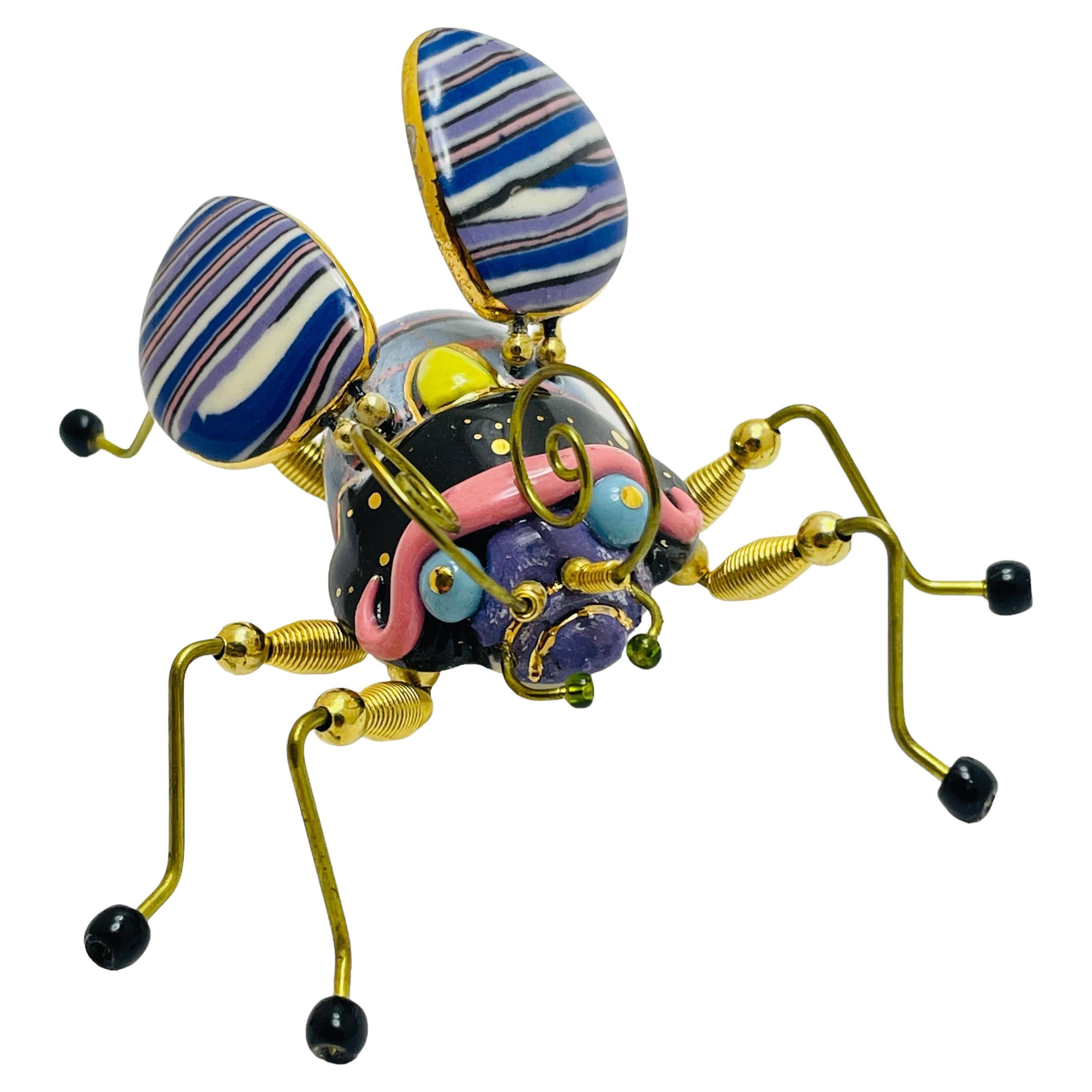 JEWELRY 10 CYNTHIA CHUANG artisan hand made porcelain bee insect designer brooch For Sale