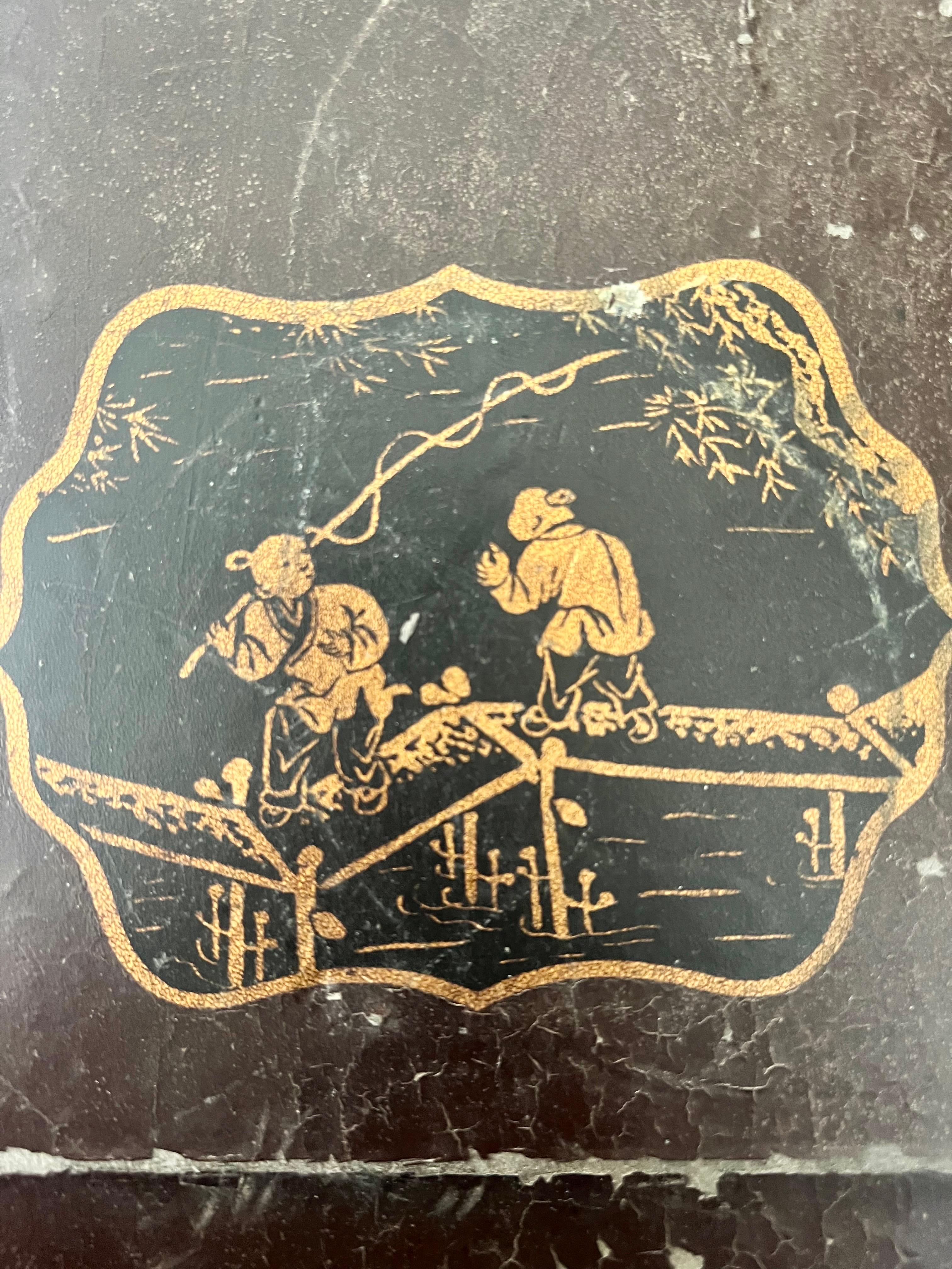 Schmuckkästchen, Spielkästchen - lackiertes Holz - China - 19. Jahrhundert im Angebot 2