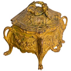 Antique Jewelry Box Gilded Interior with Silk Satin Padding France, Paris, 1800