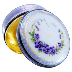 Portagioie in argento smaltato con motivi floreali e interno dorato con coperchio rimovibile