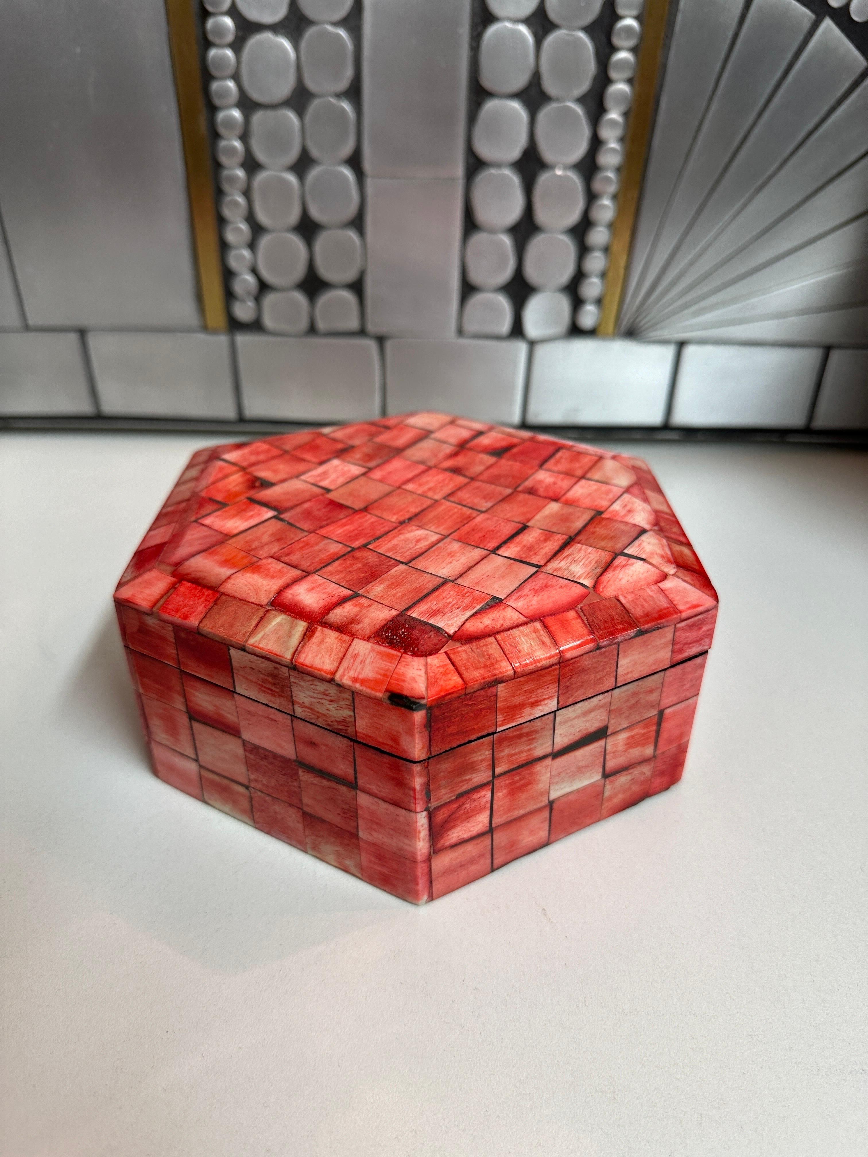 Mid-20th Century Jewelry Box in Red Dyed Tessellated Bone For Sale