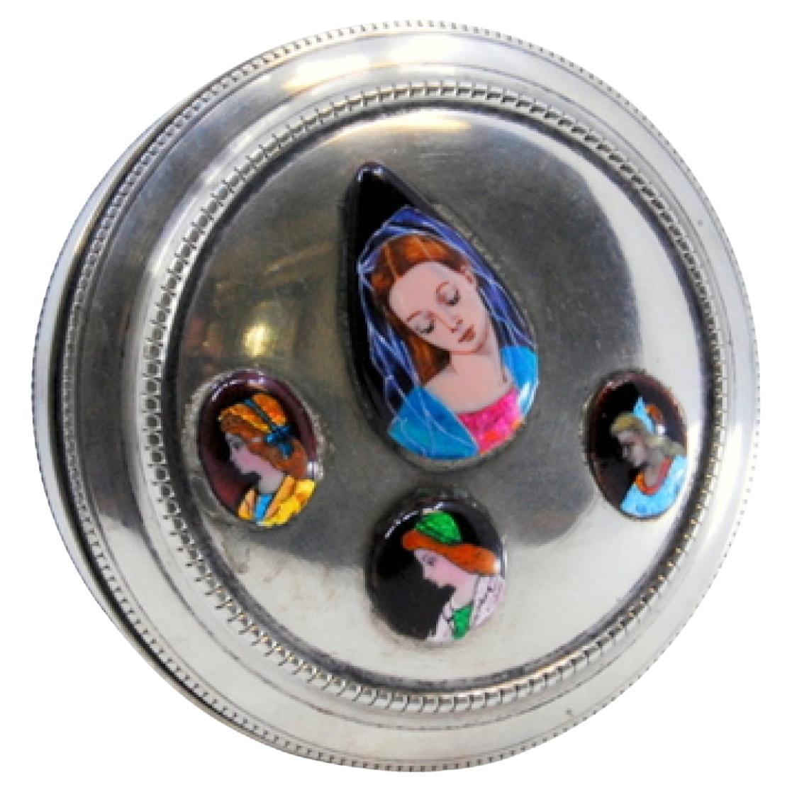 Jewelry box, in silver w/ double frieze
"limoges" enamels on the removable lid