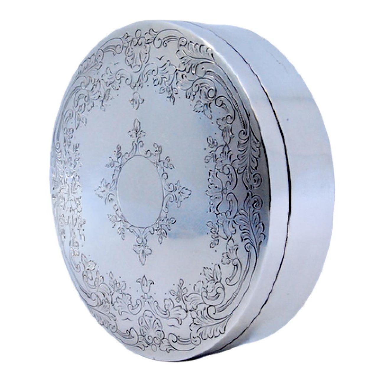 Jewelry box in silver with engraved plant motifs, including a monogram card