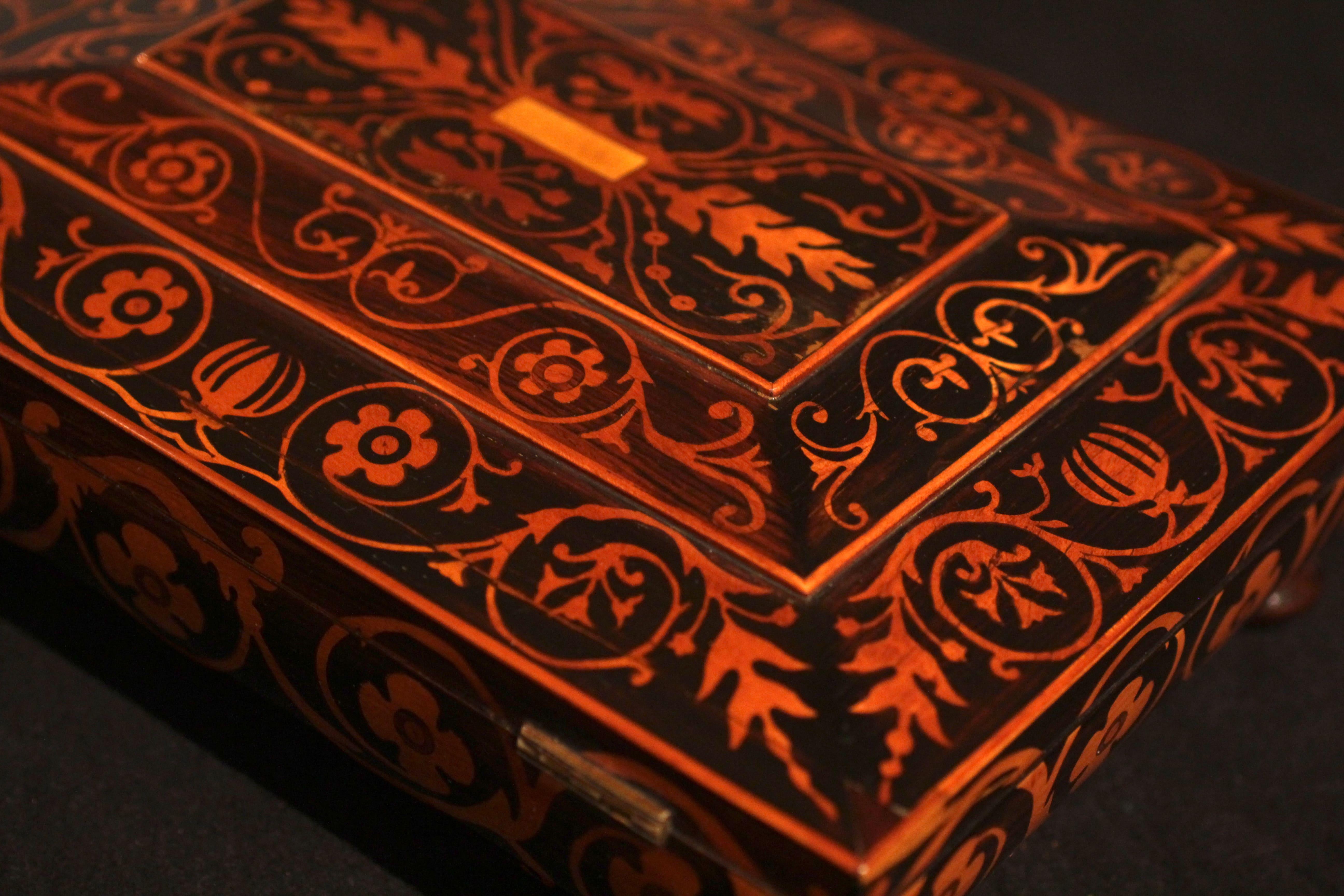 Revival Jewelry Box, Rosewood/Maple with Floral Inlays, Vienna, circa 1860