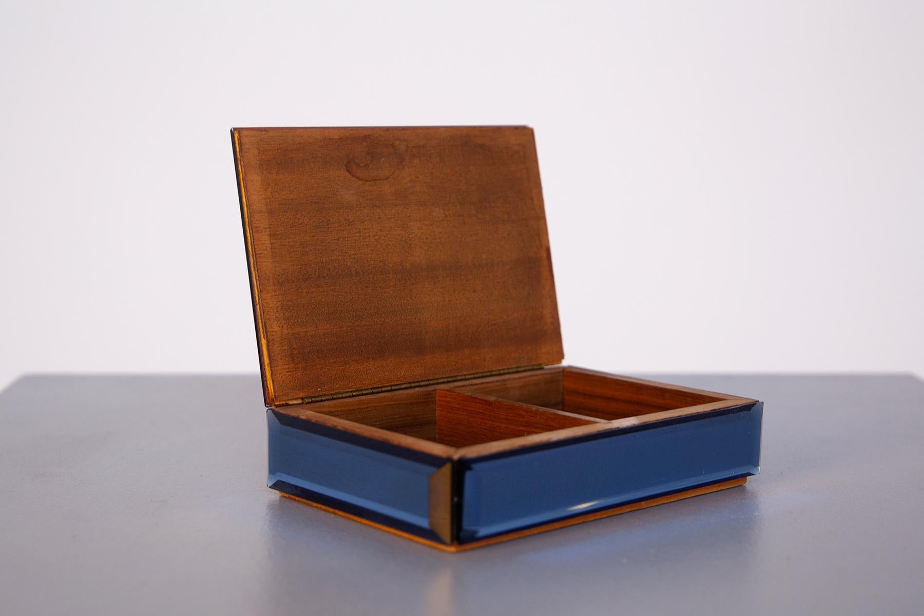 Jewelry Italian Box by Fontana Arte in Blue Art Glass, 1950s In Good Condition In Milano, IT