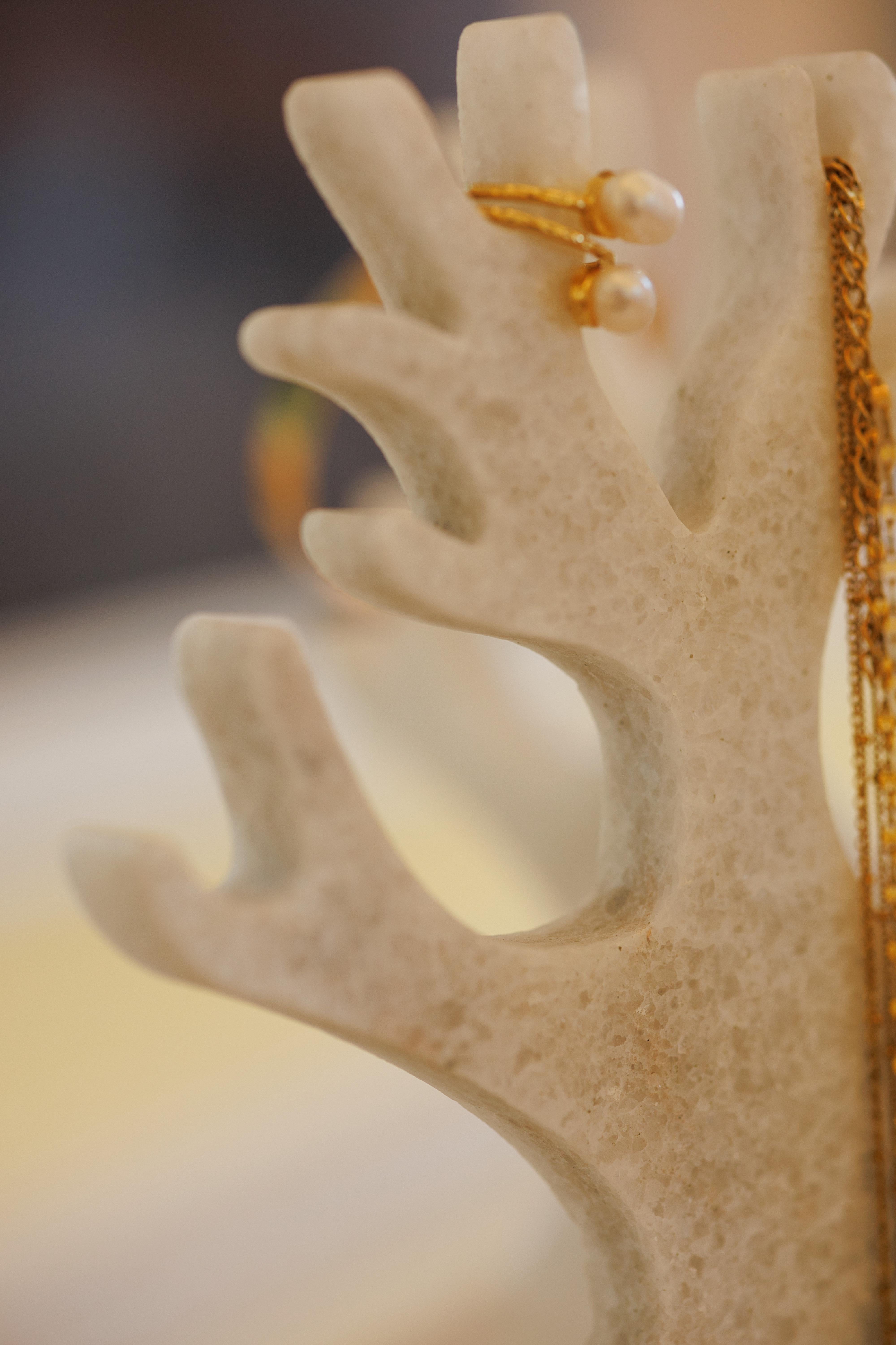 Sculpté Bijoux - Boîte à bijoux en marbre blanc Cristallina en vente
