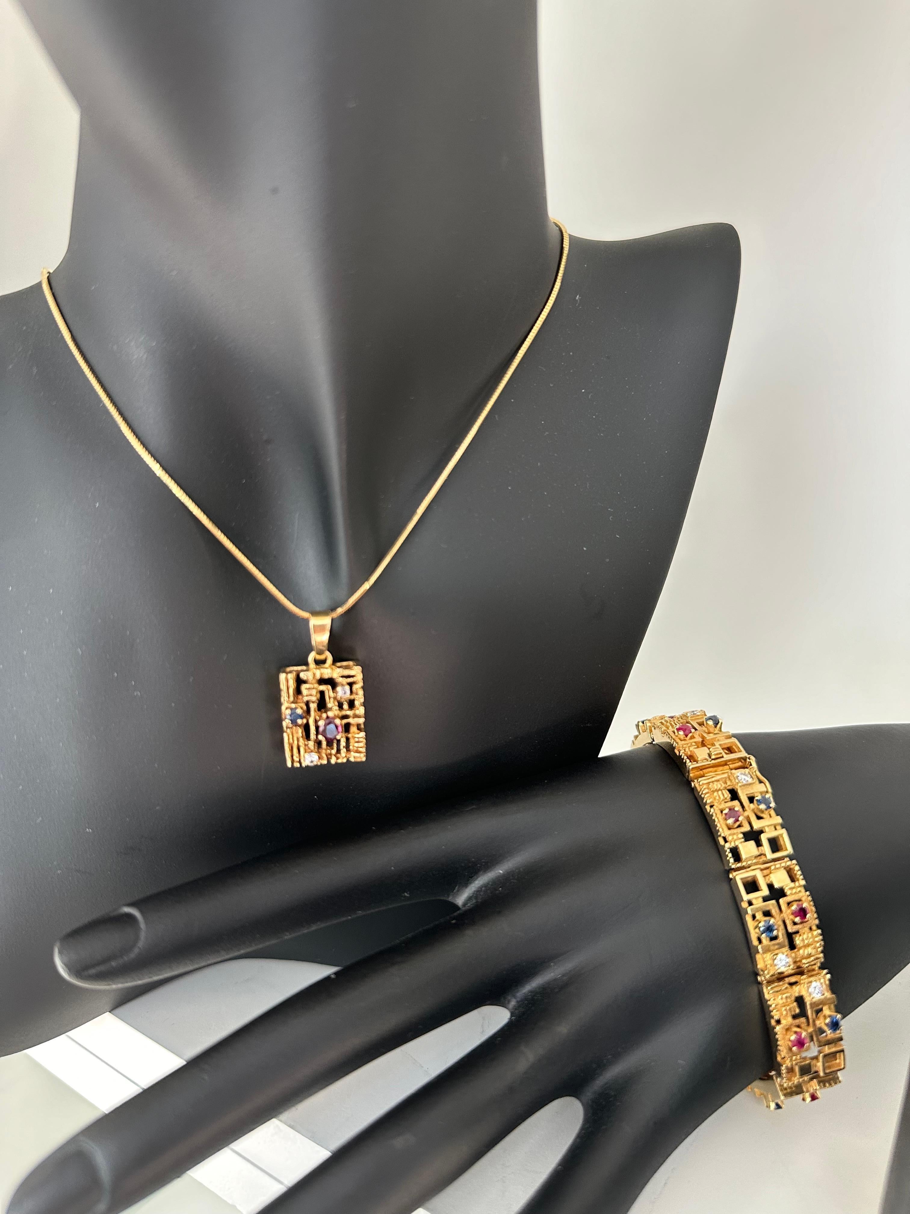 Brilliant Cut Jewelry Set 18 karat Yellow Gold Diamonds, Sapphires and Rubies For Sale