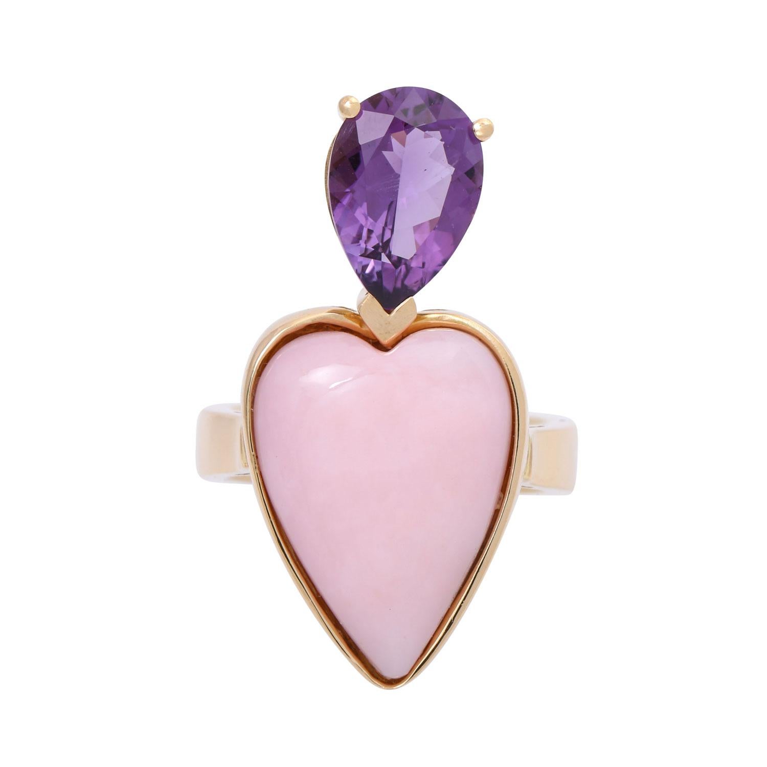 each with heart-cut Andean opal and pear-cut amethyst, GG 18K, RW: 58, 18.4g, earrings L: 5cm, 17.1g, solid workmanship. Purchase receipts from 2009 attached.
