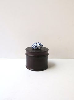 Jewelry Trinket Box with Porcelain Cat Blue and White, Mid-20th Century