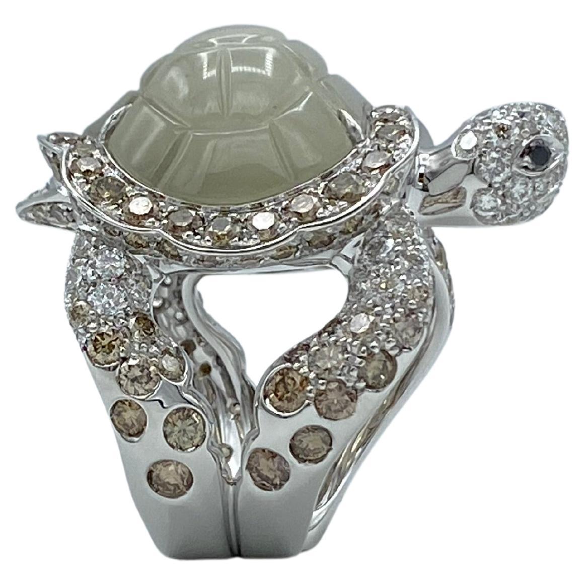 Women's Jewelry Turtle Black Brown White Diamond Hard Stone Adularia 18 Karat Gold Ring For Sale
