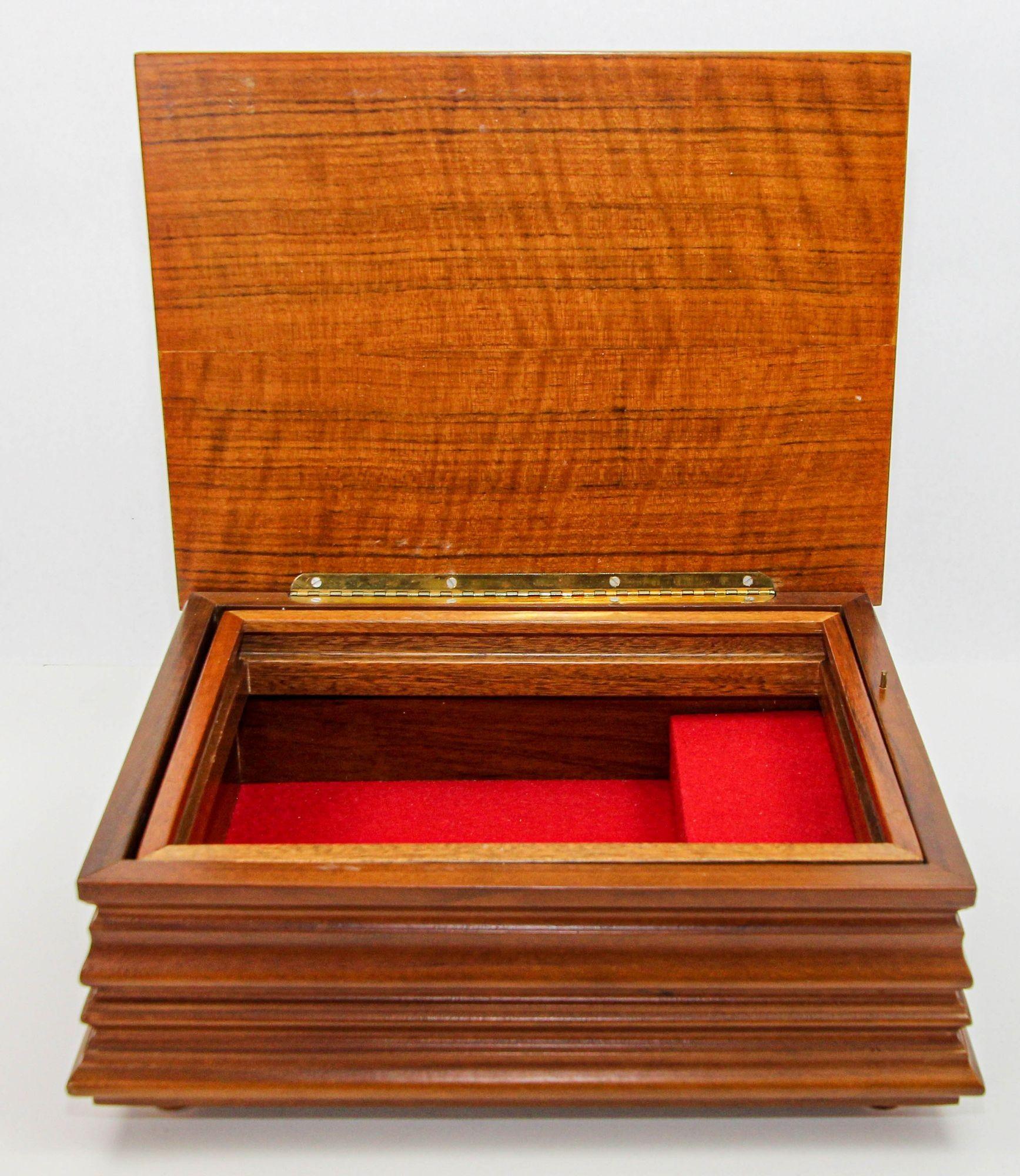 mapsa music box