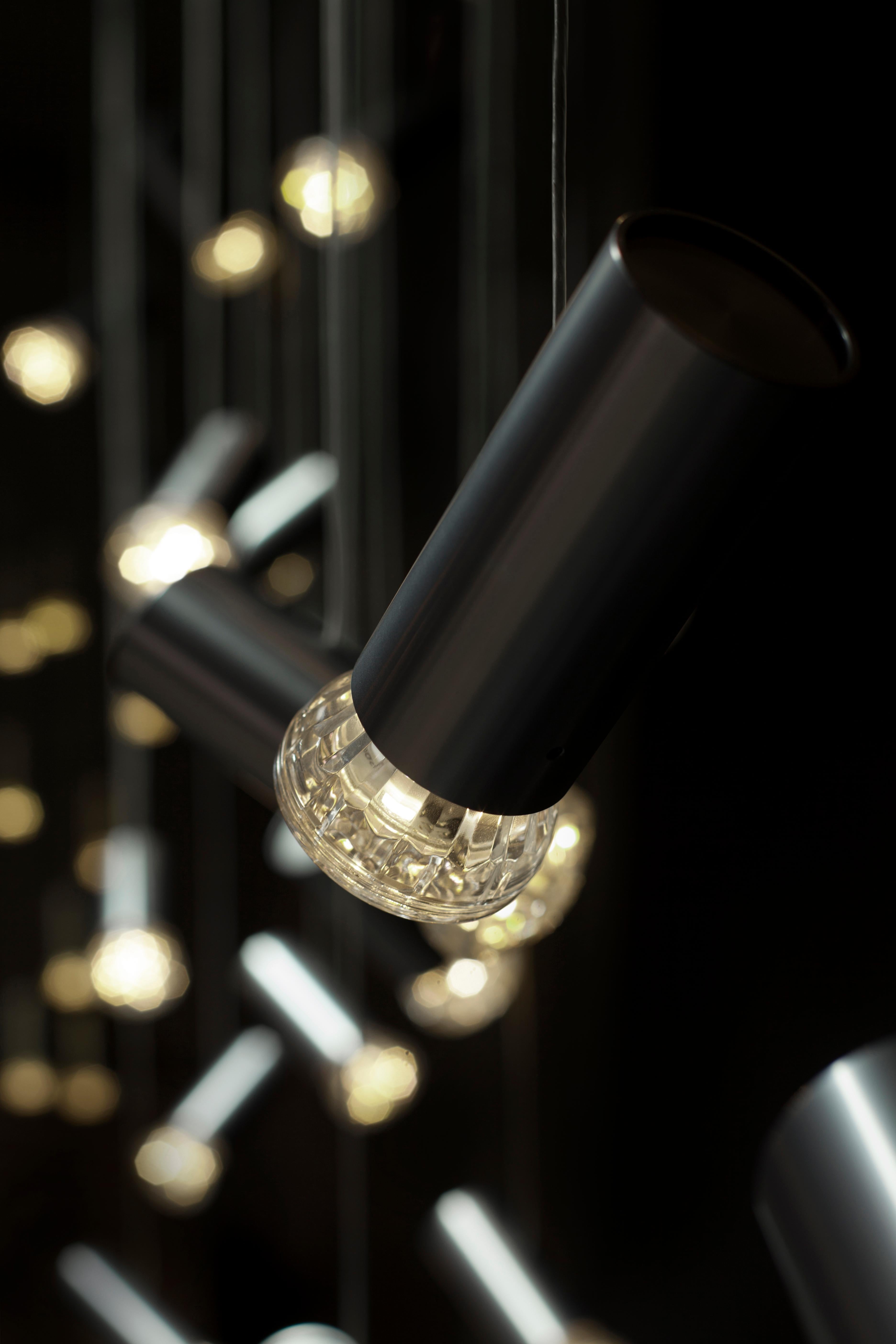 Postmoderno Jewell 6 Angoli in alluminio champagne Lampada a sospensione contemporanea di JSPR in vendita