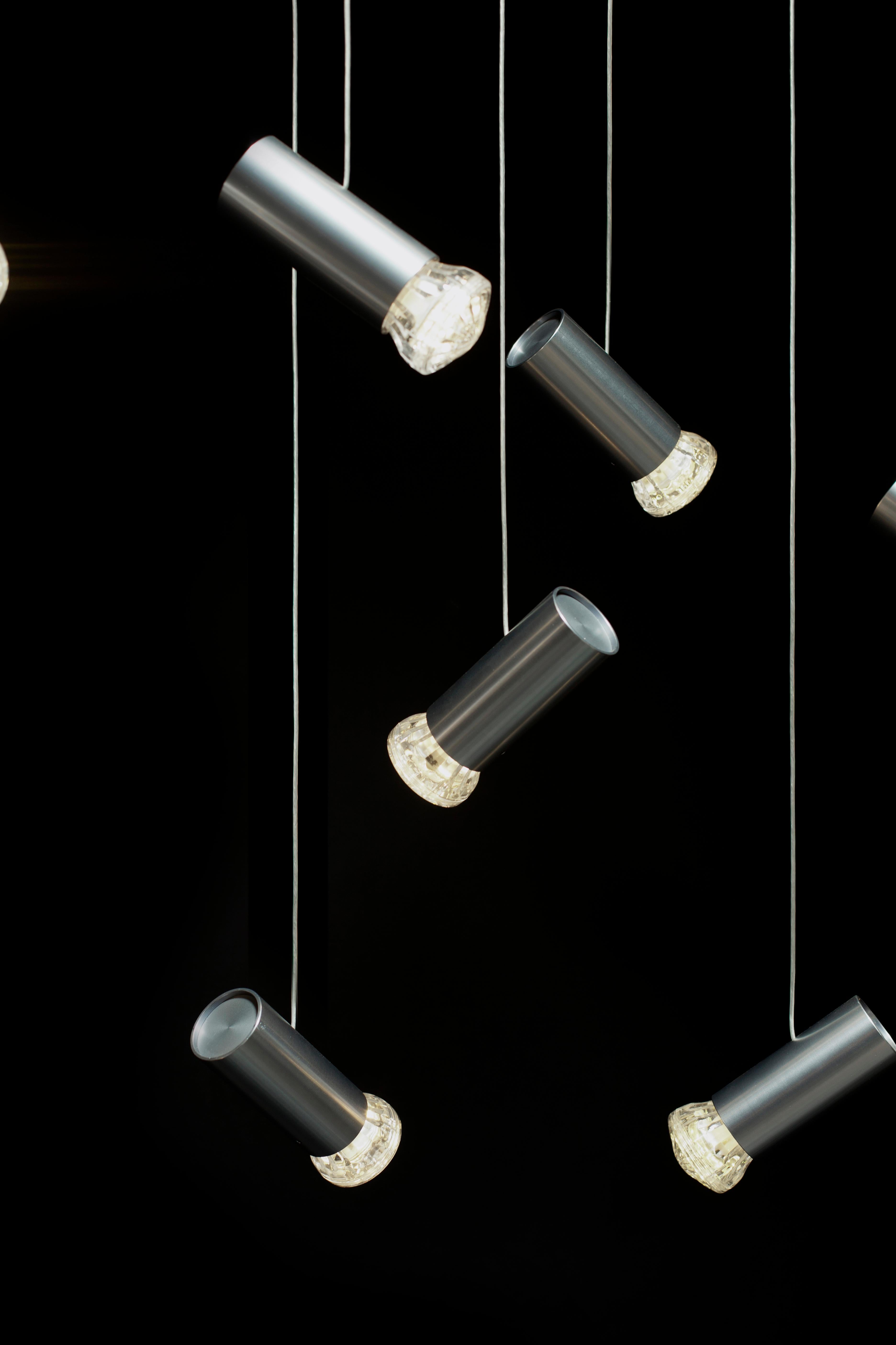Anodizzato Jewell 6 Angoli in alluminio champagne Lampada a sospensione contemporanea di JSPR in vendita