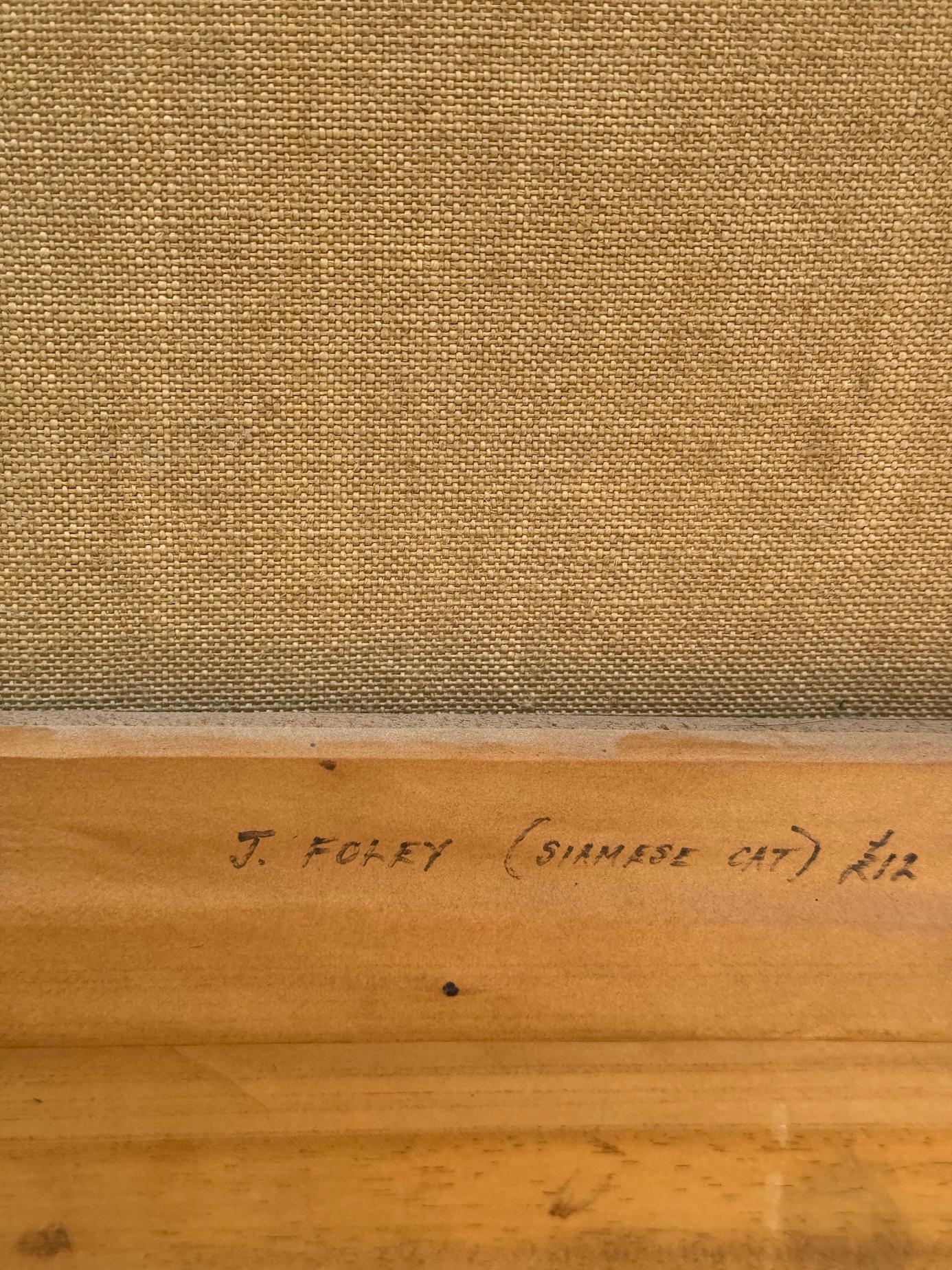 Ritratto di gatto siamese seduto, 29° secolo, inglese in vendita 4