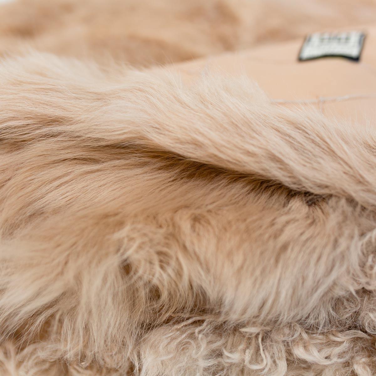 JG Switzer Toscana Fur Swatches, 3 In New Condition For Sale In Sebastopol, CA