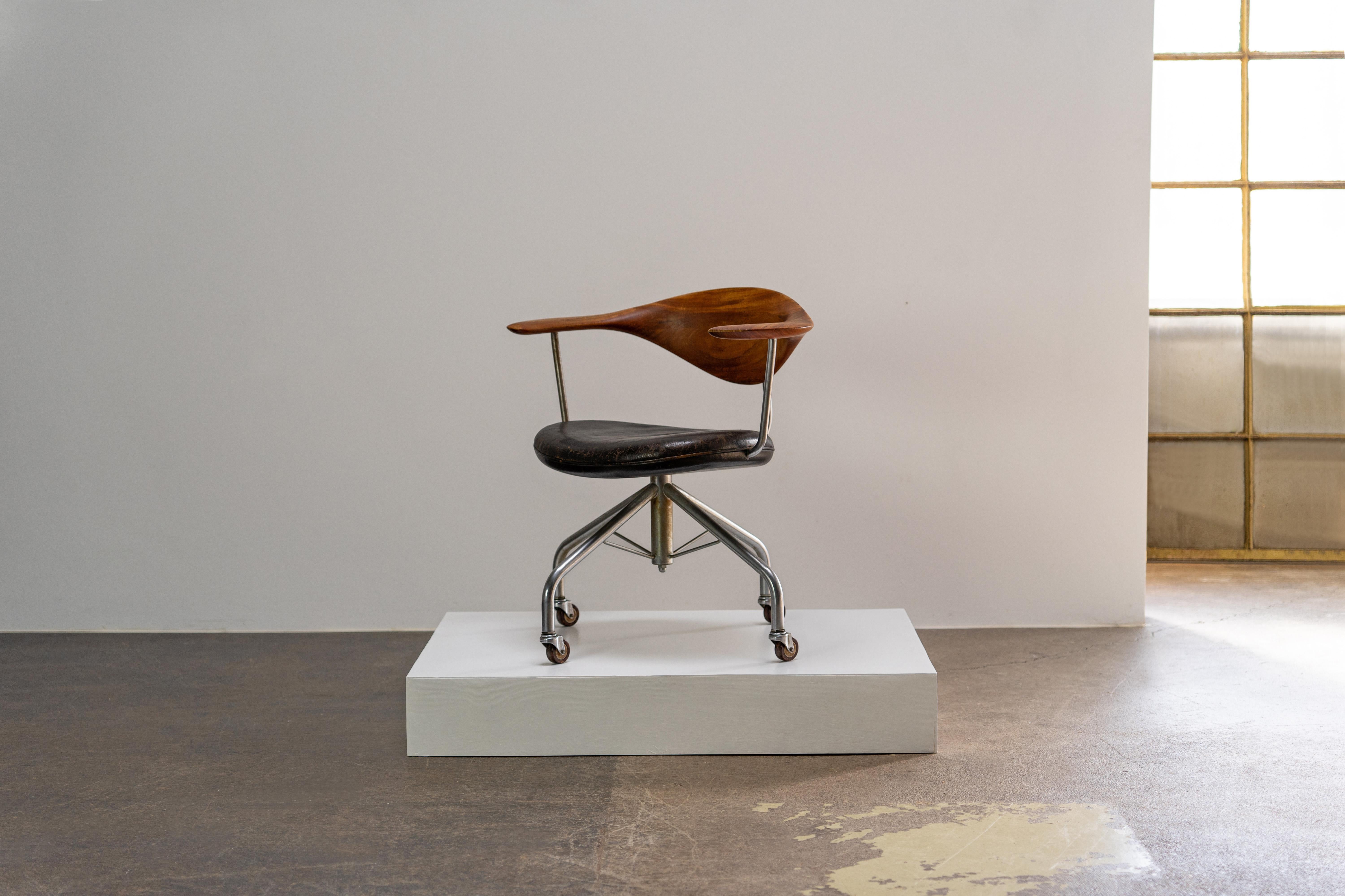 Drehstuhl JH 502 von Hans Wegner für Johannes Hansen, Dänemark 1950er Jahre im Angebot 3