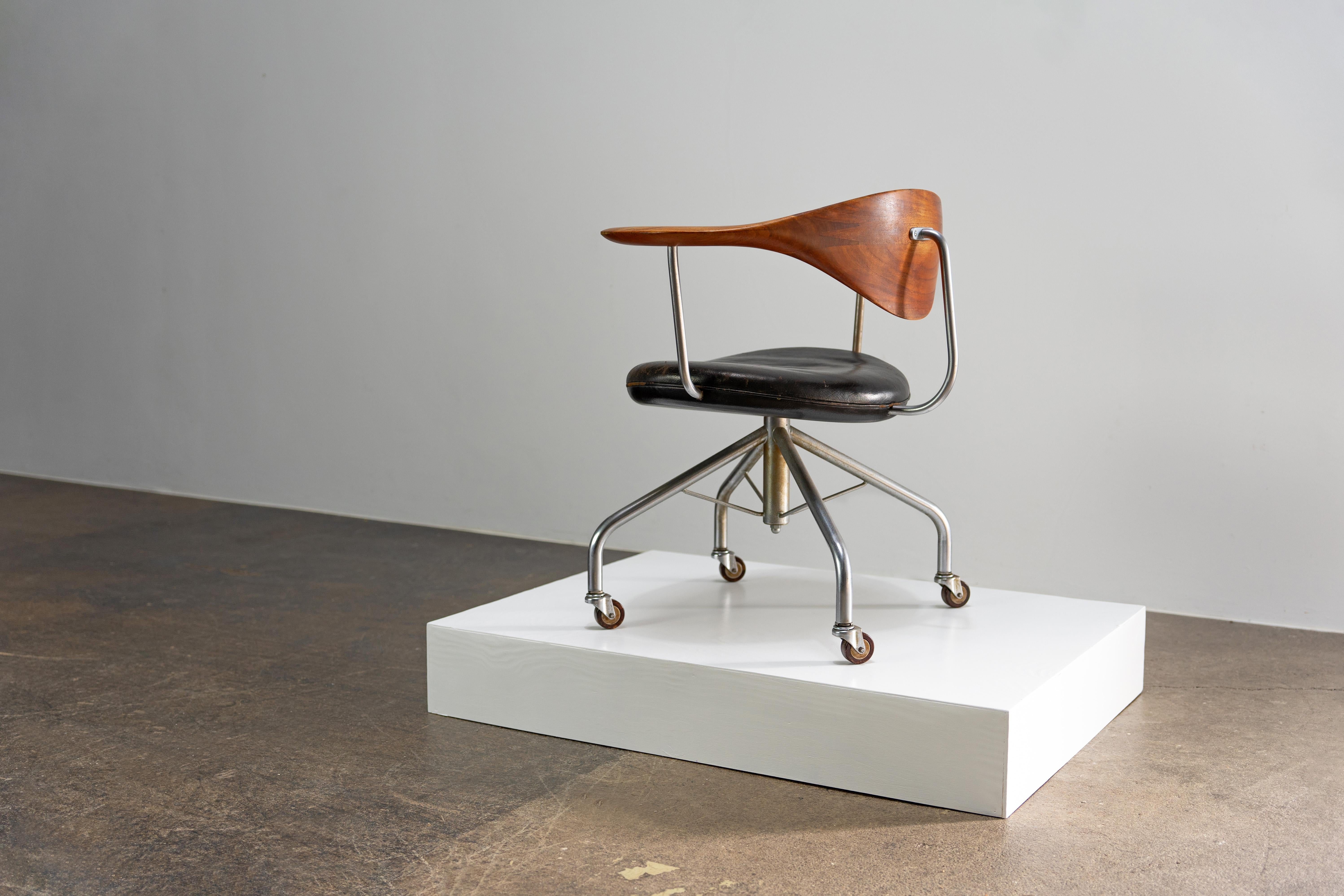 Drehstuhl JH 502 von Hans Wegner für Johannes Hansen, Dänemark 1950er Jahre (Skandinavische Moderne) im Angebot