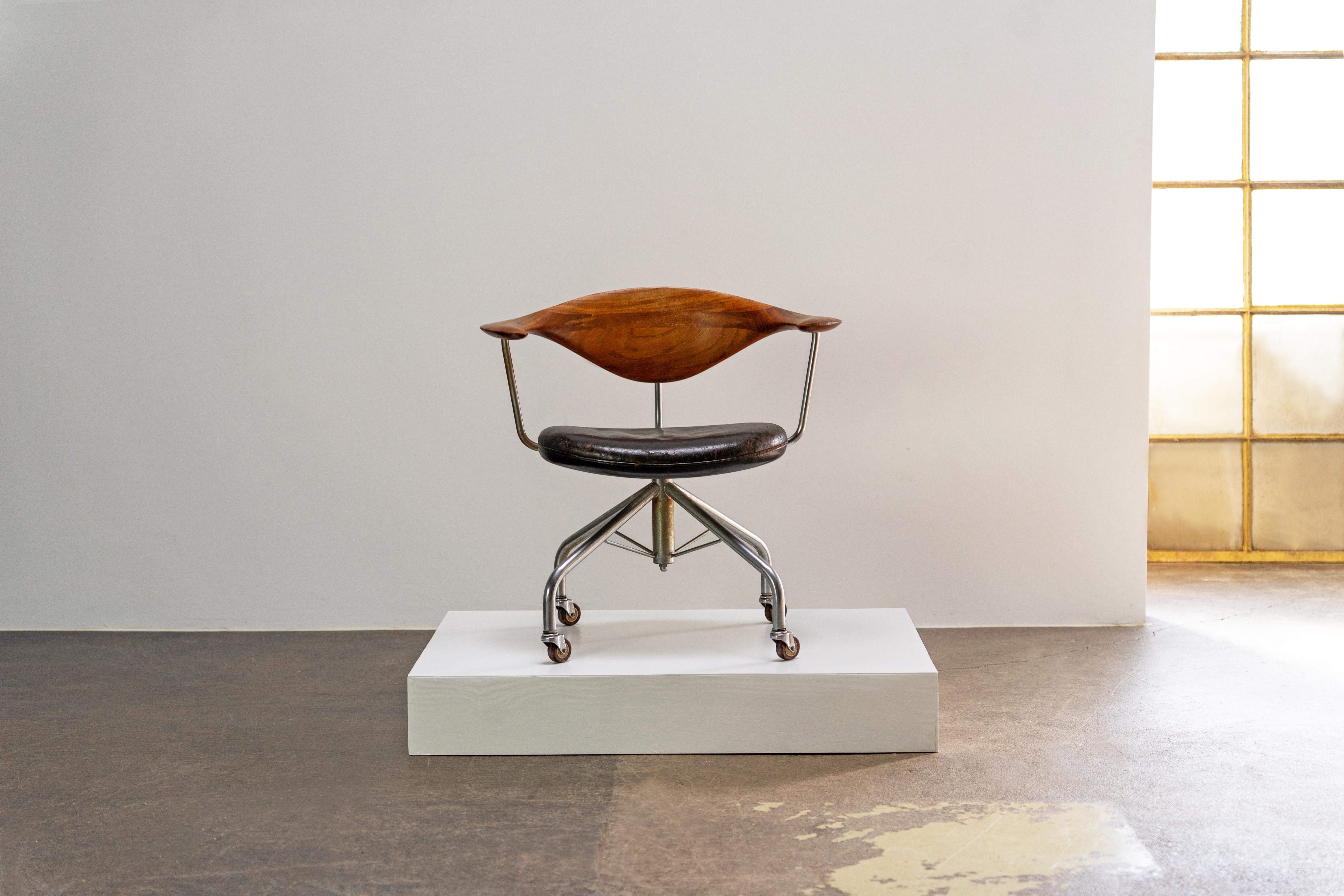 Drehstuhl JH 502 von Hans Wegner für Johannes Hansen, Dänemark 1950er Jahre im Zustand „Gut“ im Angebot in Rosendahl, DE