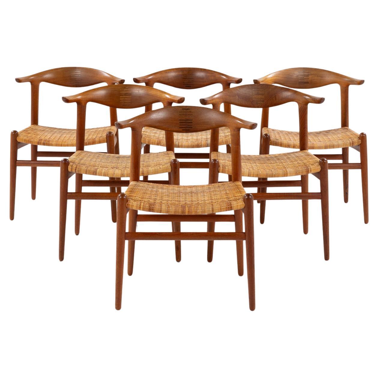 JH 505 - Set of 6 'Cow horn Chairs' in teak By Hans J. Wegner For Sale