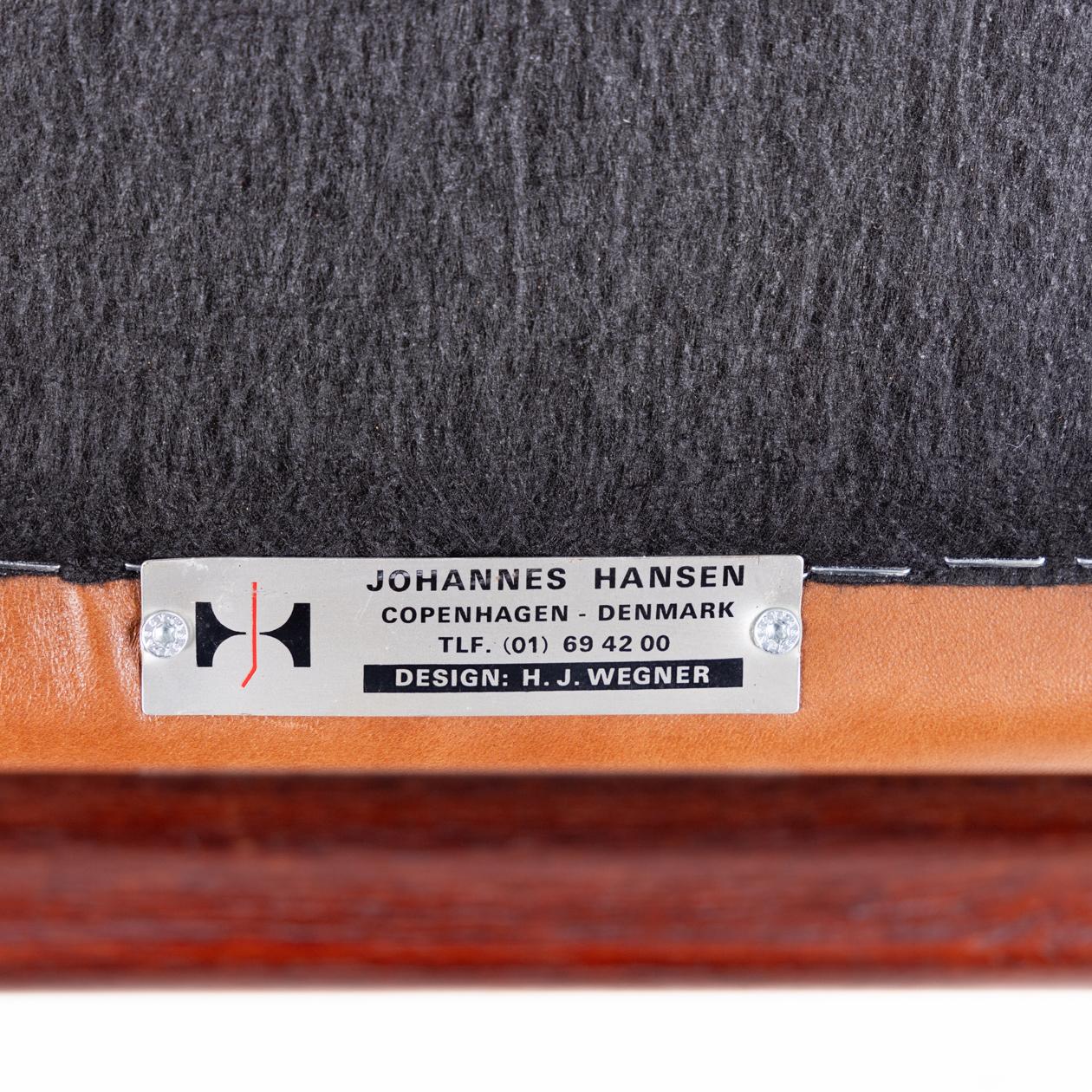 JH 507 - Raro sillón de teca maciza de Hans J. Wegner en venta 2