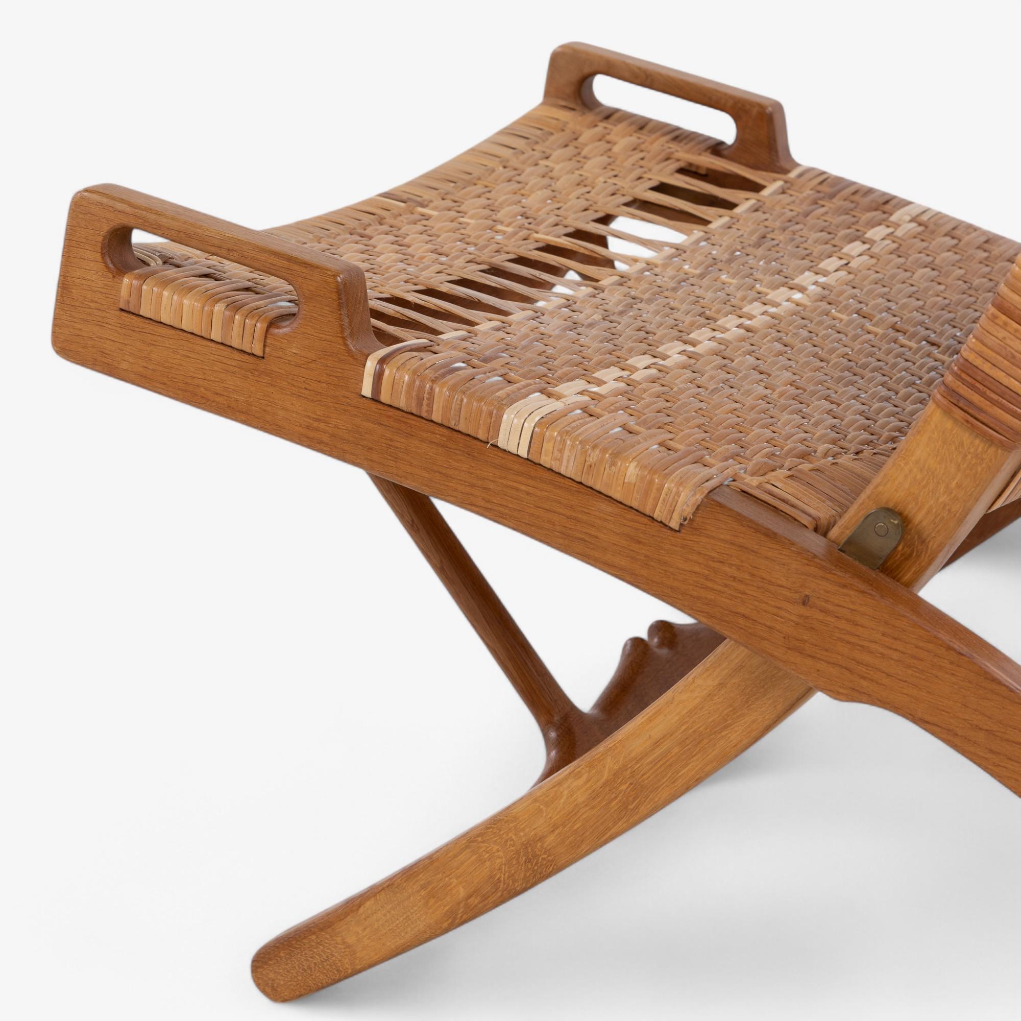 JH 512 - 'Fireplace chair', chaise pliante en chêne patiné par Hans J. Wegner Bon état - En vente à Copenhagen, DK