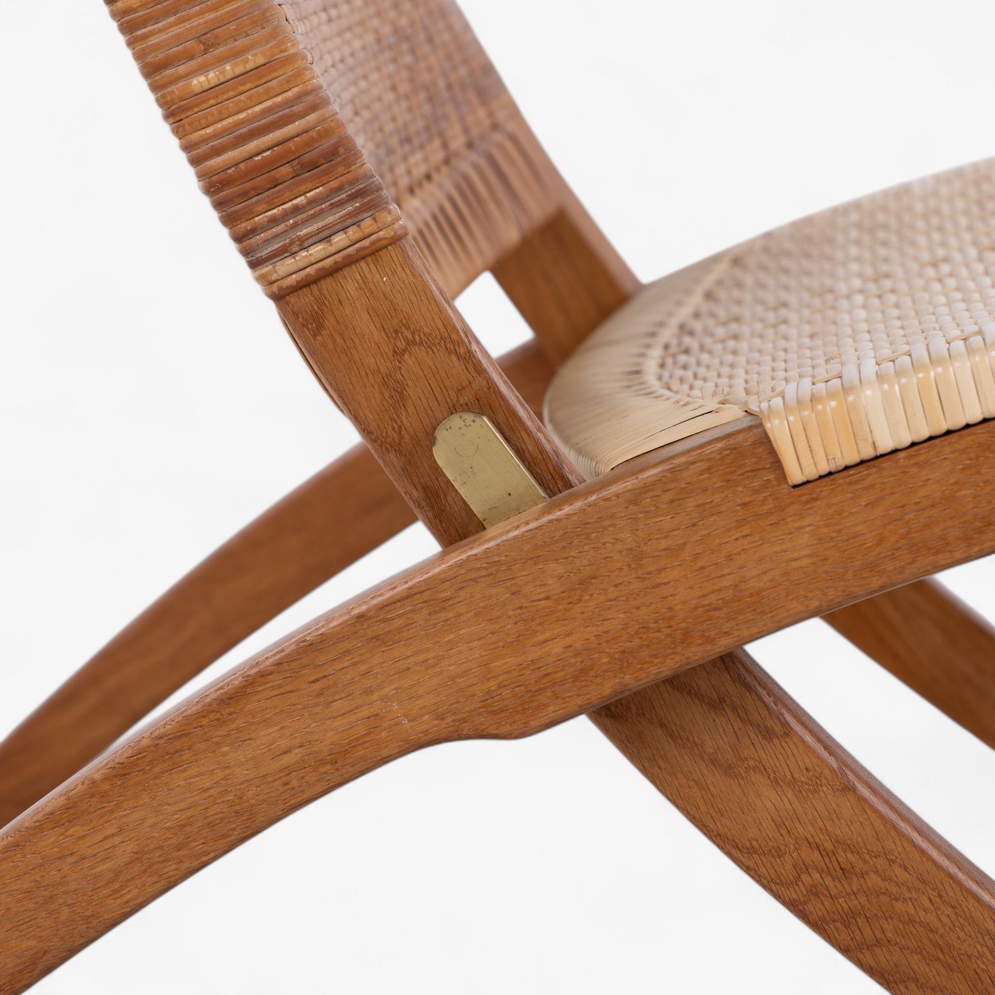 JH 512 - Chaise pliante 'Fireplace chair' en chêne patiné de Hans J. Wegner en vente 2