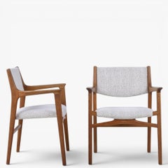 JH 515 - Poltrone in rovere di Hans J. Wegner