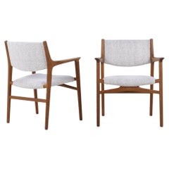 JH 515 - Poltrone in rovere di Hans J. Wegner