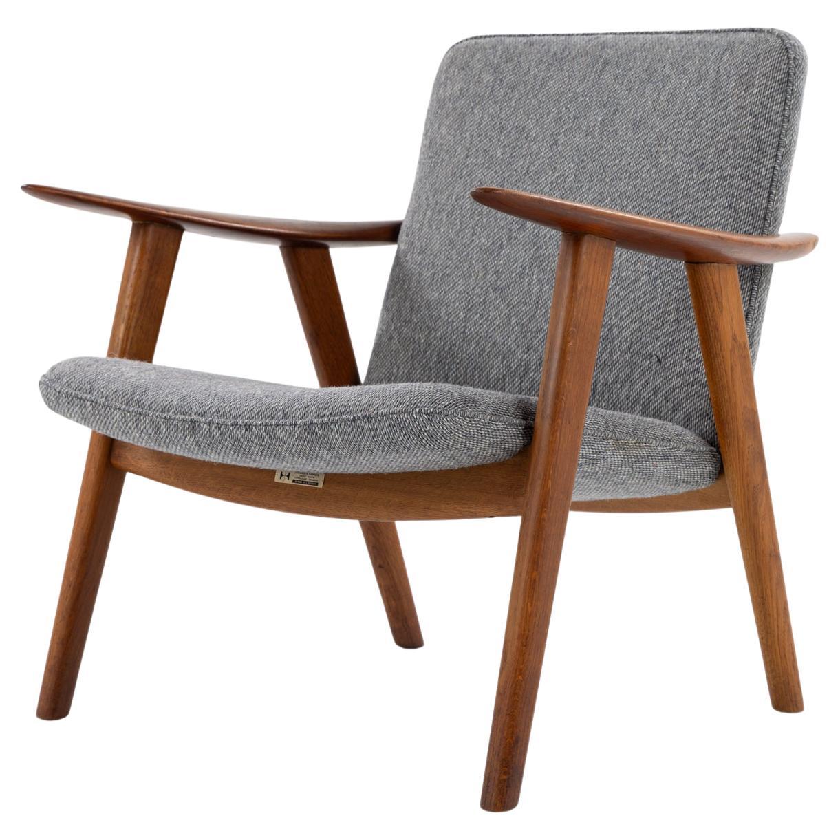 JH 517 - Buck Chair in patinated teak by Hans J. Wegner For Sale