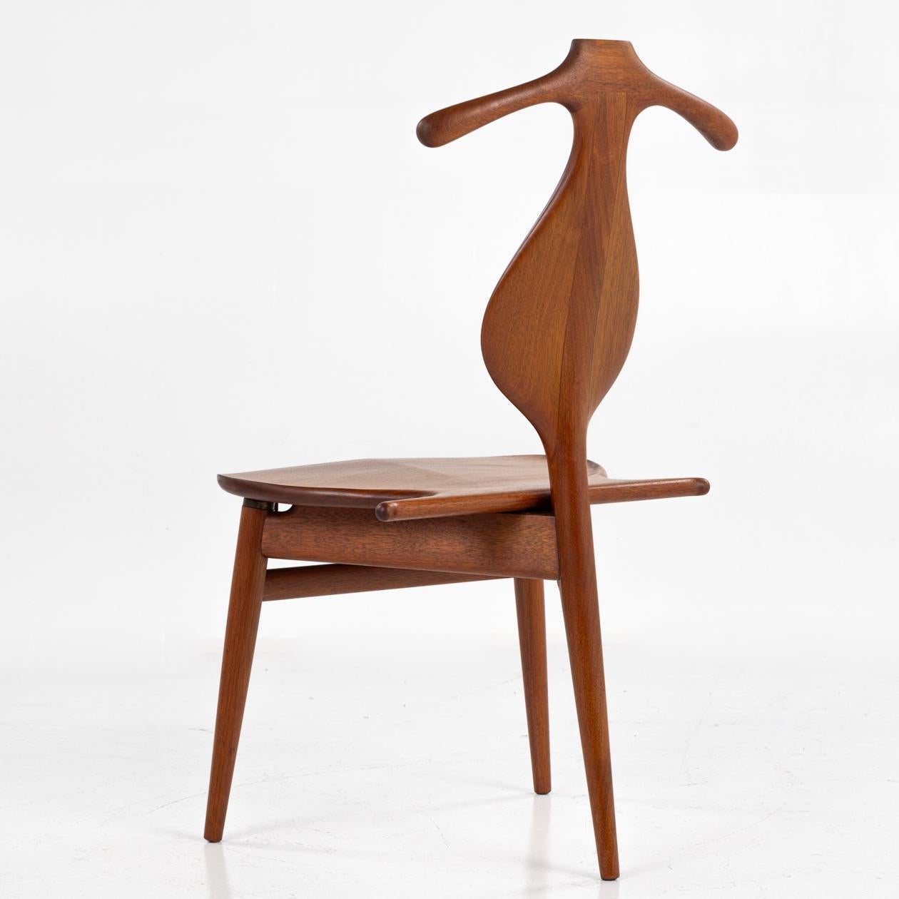 Mid-Century Modern JH 540 - The Valet Chair in solid mahogany by Hans Wegner For Sale