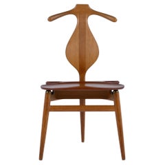 JH 540 - Valet chair by Hans J. Wegner