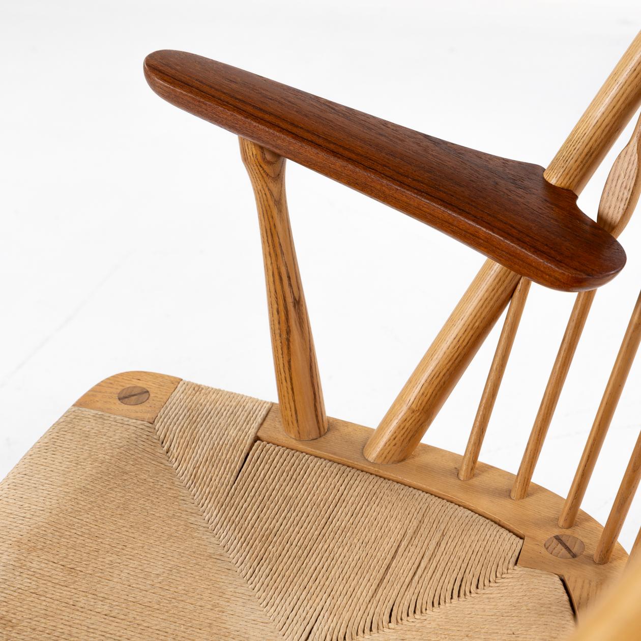 JH 550 - Peacock Chair in ash by Hans Wegner For Sale 3