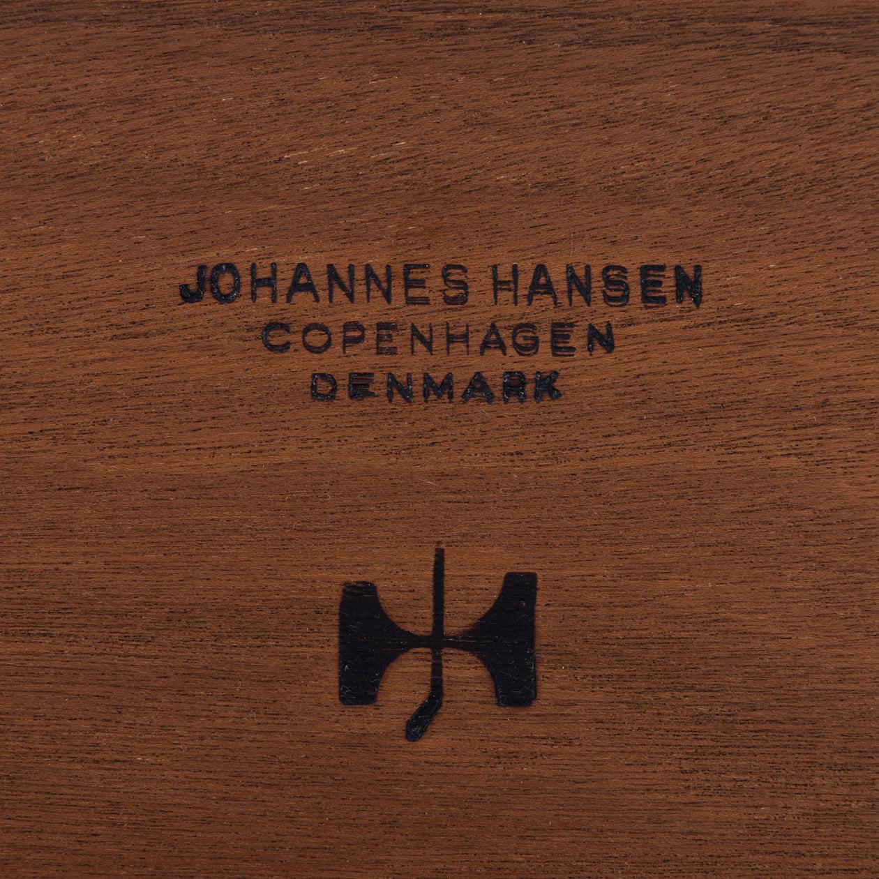 JH 570 - Rare teak dining table By Hans J. Wegner 3