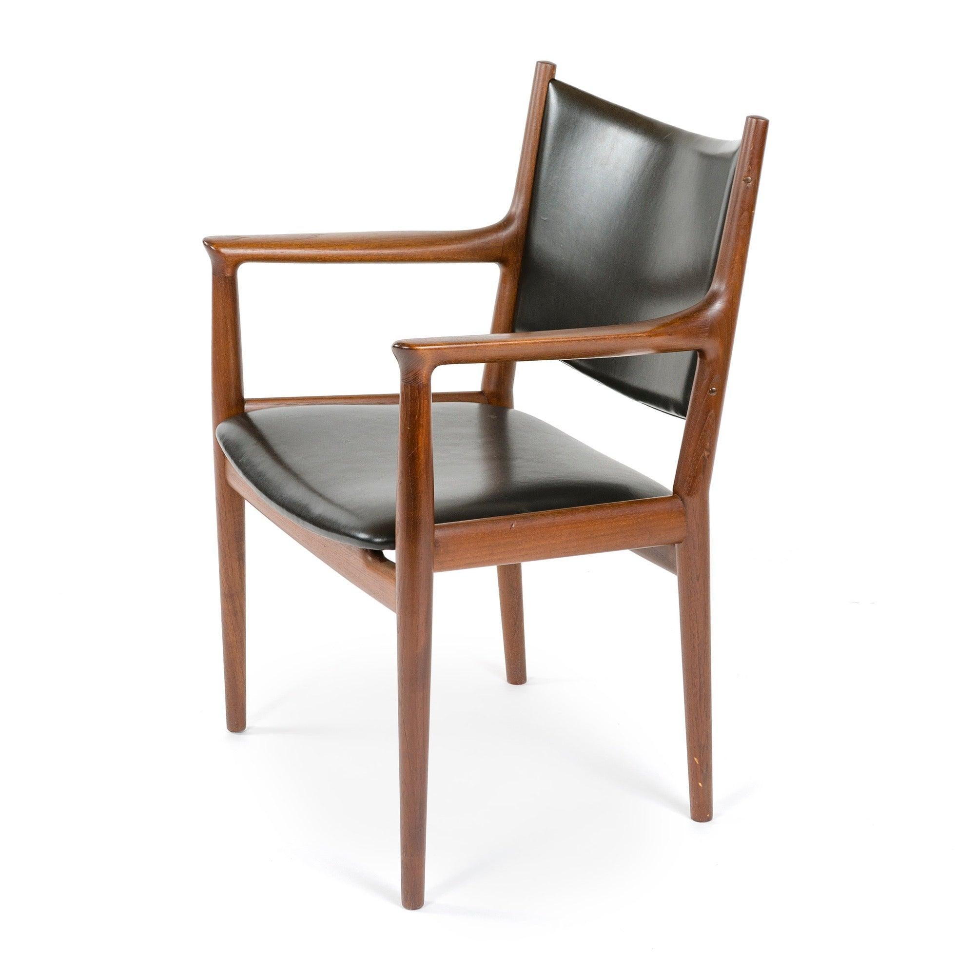 Sedia a bracci da pranzo in teak JH 713 di Hans J. Wegner per Hansen, anni '50 In condizioni discrete in vendita a Sagaponack, NY