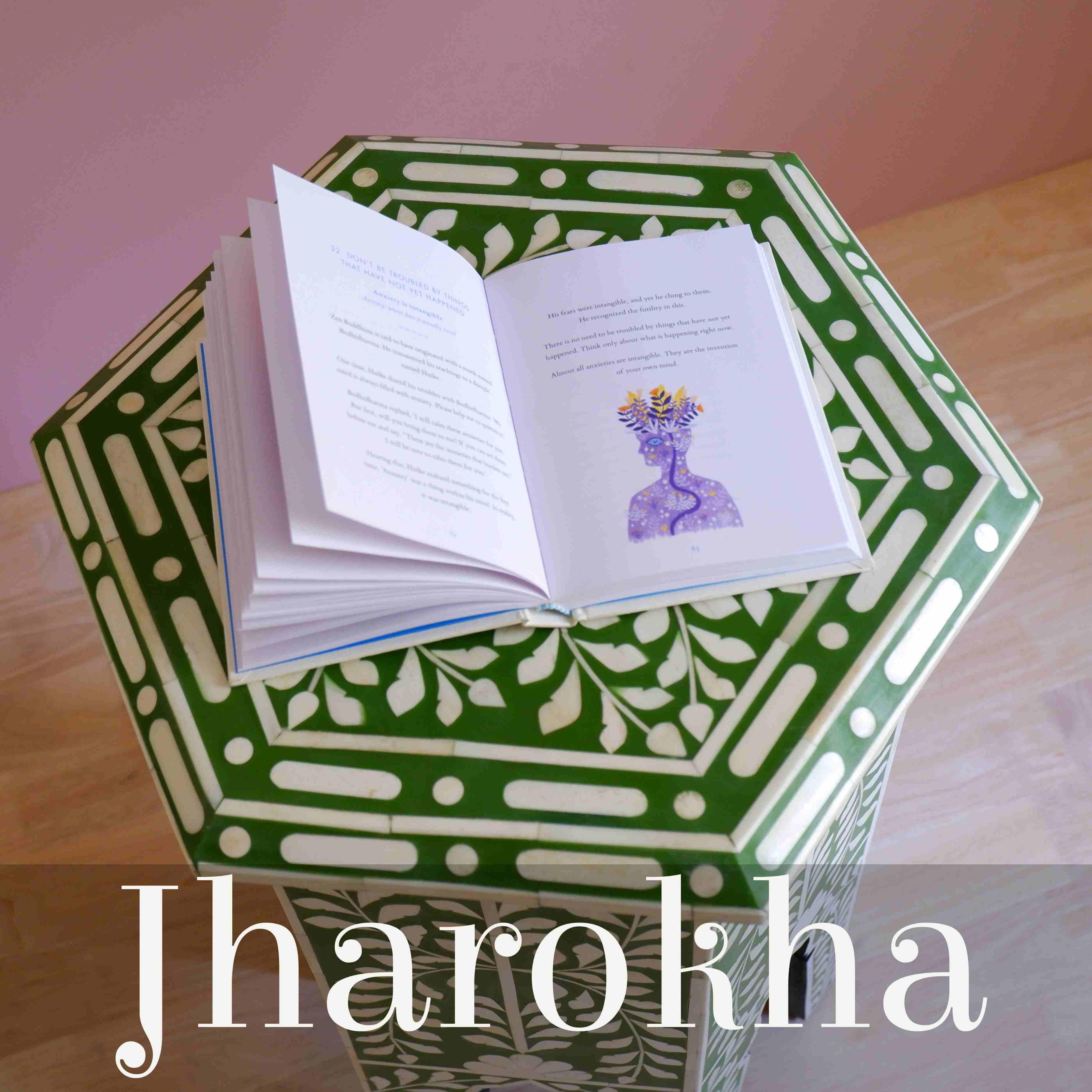 Indian Jharokha Green Bone Inlay End Table For Sale