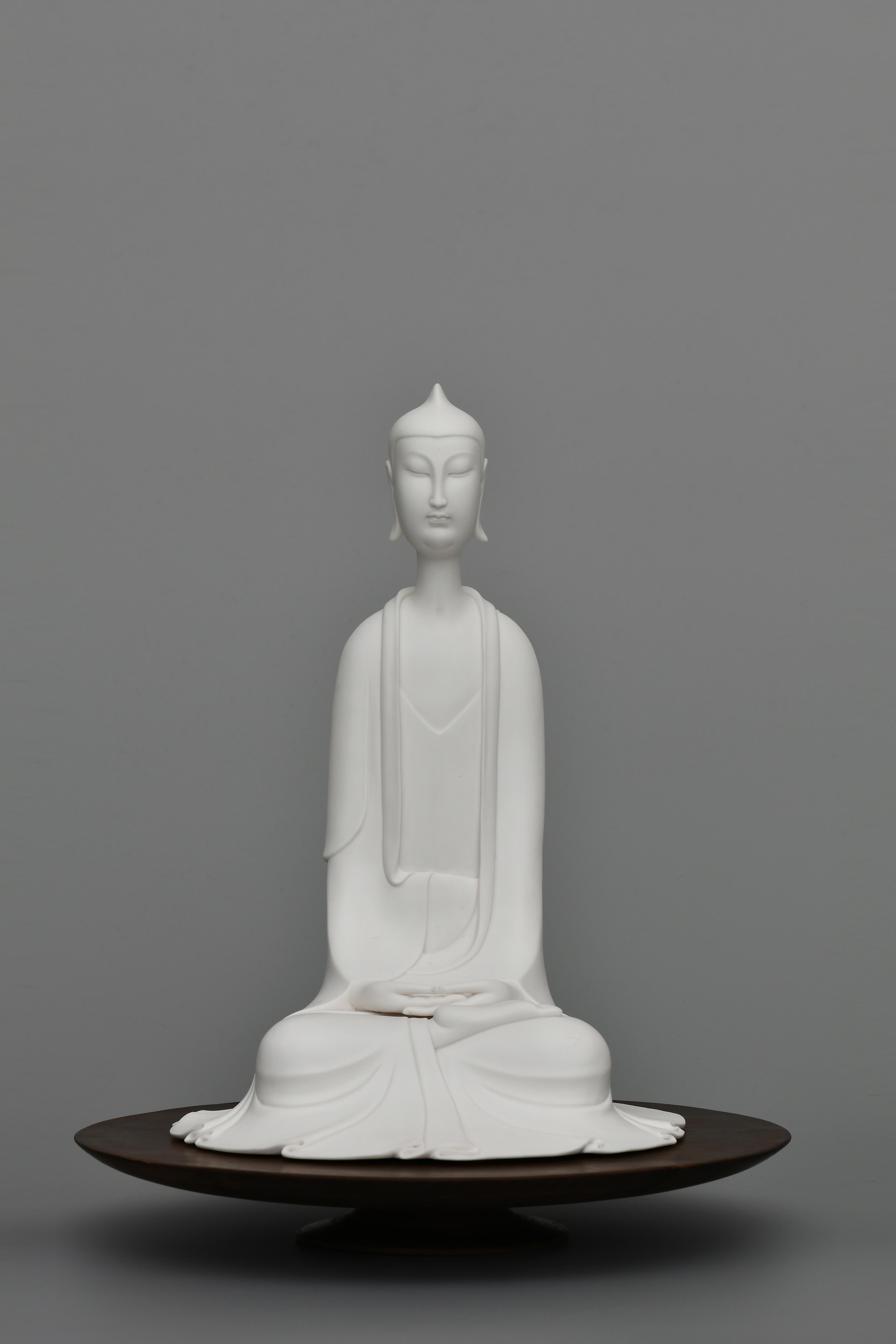 JIANGSHENG Figurative Sculpture - Modern White Porcelain Sakyamuni in Meditation, 2017