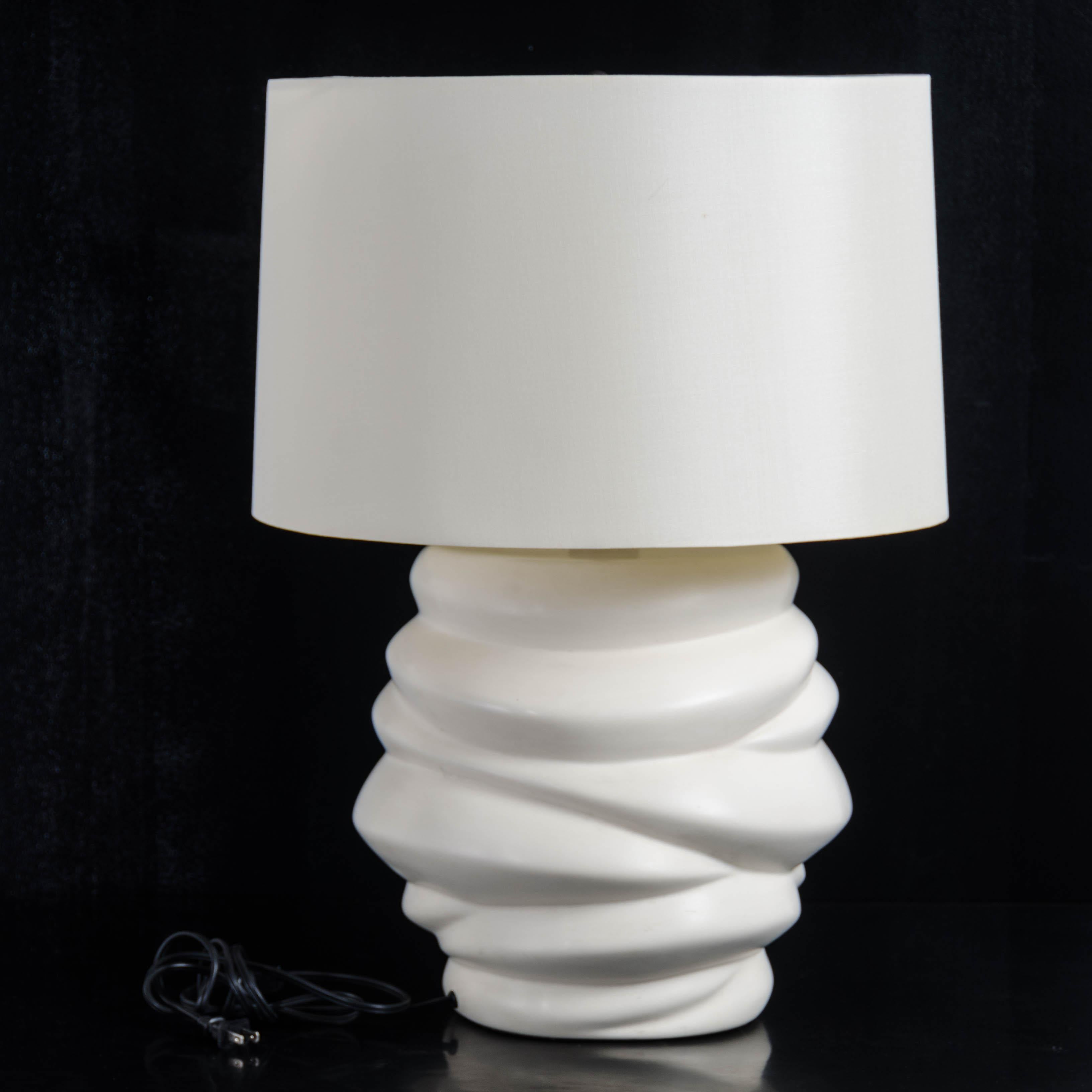 Repoussé Jie Jarlet Lamp, Cream Lacquer by Robert Kuo, Handmade, Limited Edition For Sale