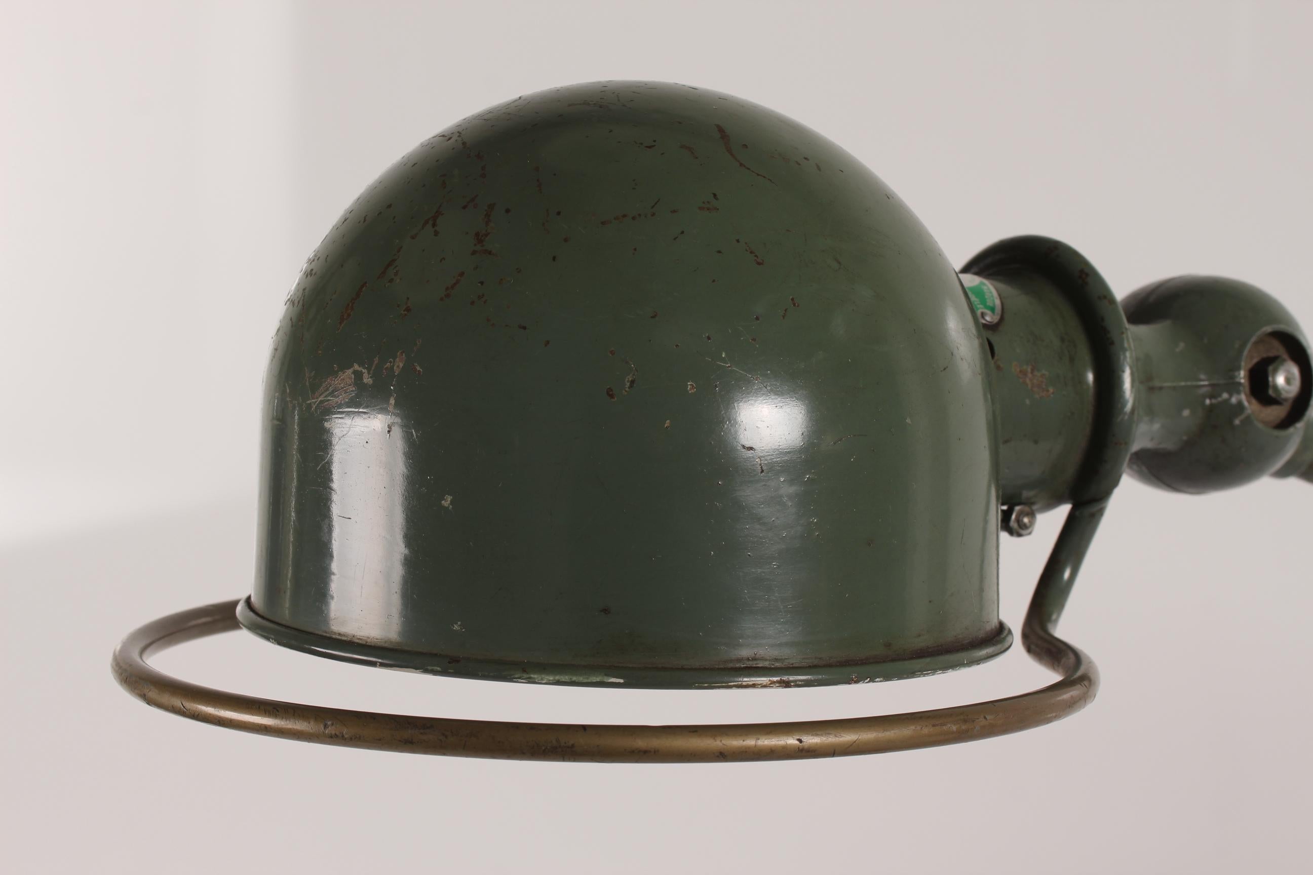 Jielde Desk Lamp by Jean-Louis Domecq of Metal with Original Green Lacquer 1950s In Good Condition In Aarhus C, DK