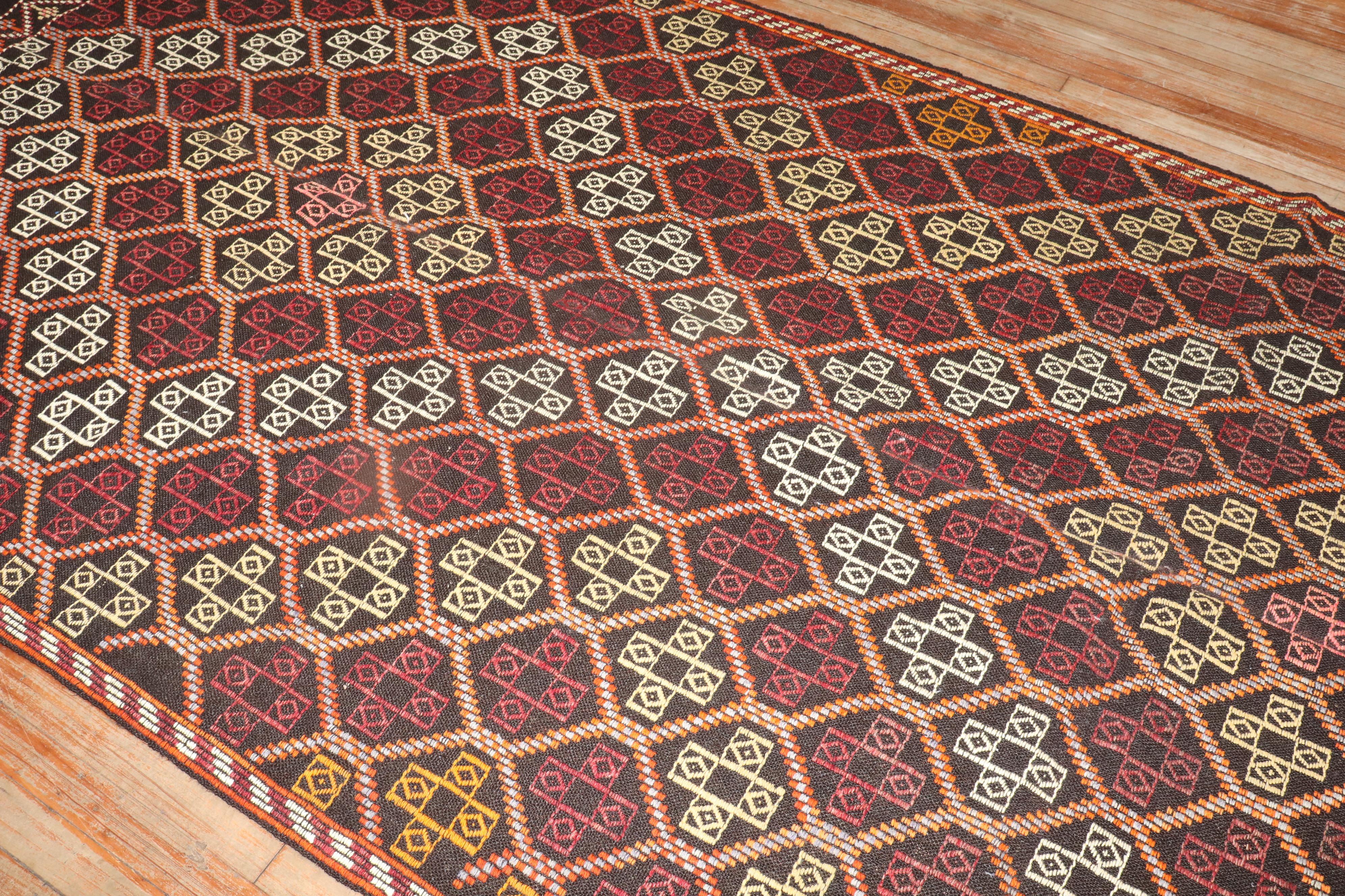 Jijim Turkish Kilim In Good Condition For Sale In New York, NY