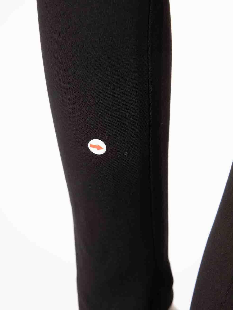 Jiki Monte Carlo - Robe longue noire ornée d'un col en V, taille M en vente 1