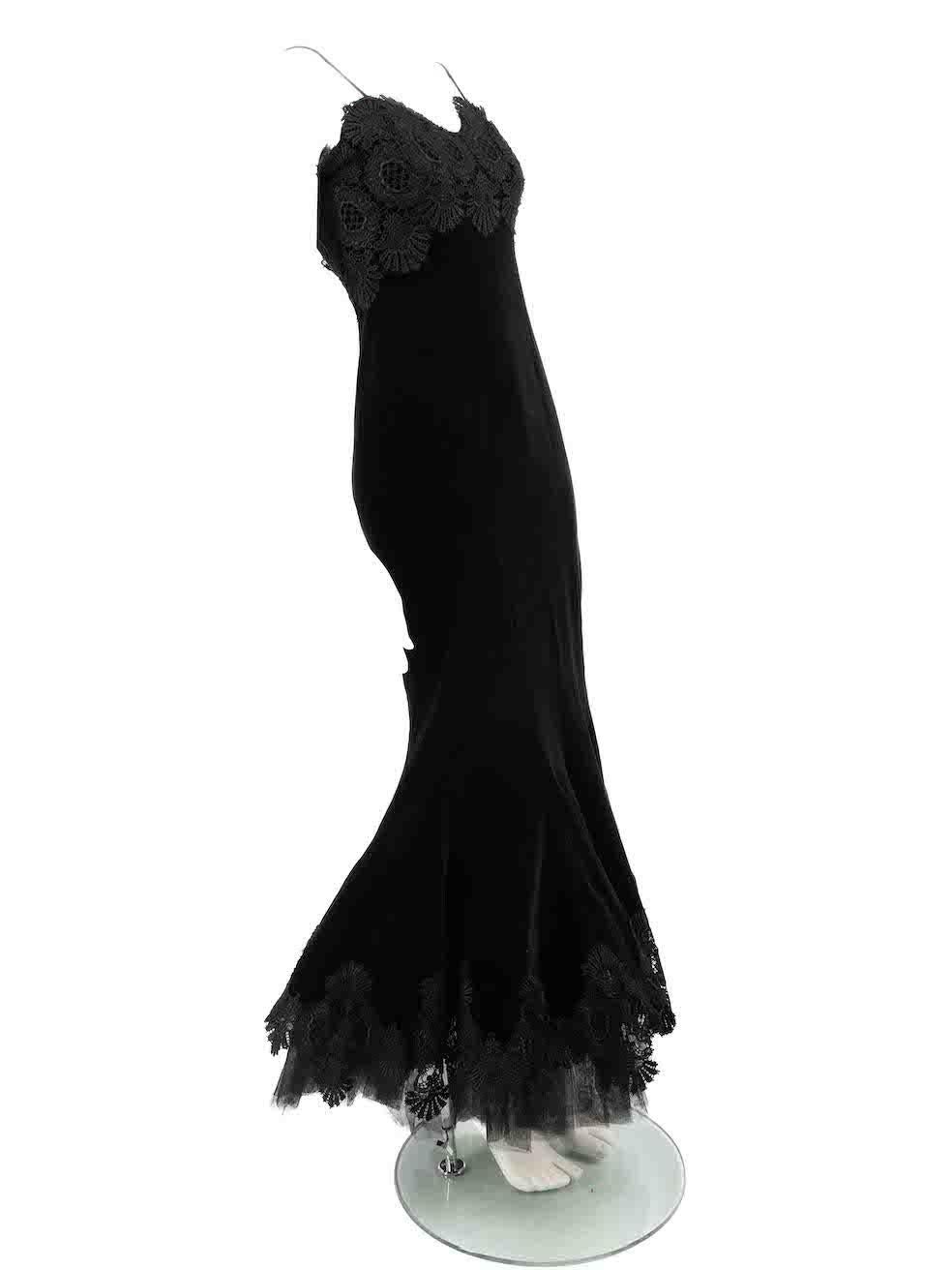 CONDITION is Very good. Minimal wear to dress is evident. Minimal wear to the lining at zip end, where there has been a repair on this used Jiki designer resale item.
 
 
 
 Details
 
 
 Black
 
 Velvet
 
 Maxi gown
 
 Lace trimmed
 
 Sweetheart