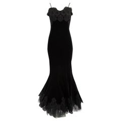 JIK Monte Carlo Robe longue en velours noir avec bordures en dentelle Taille M