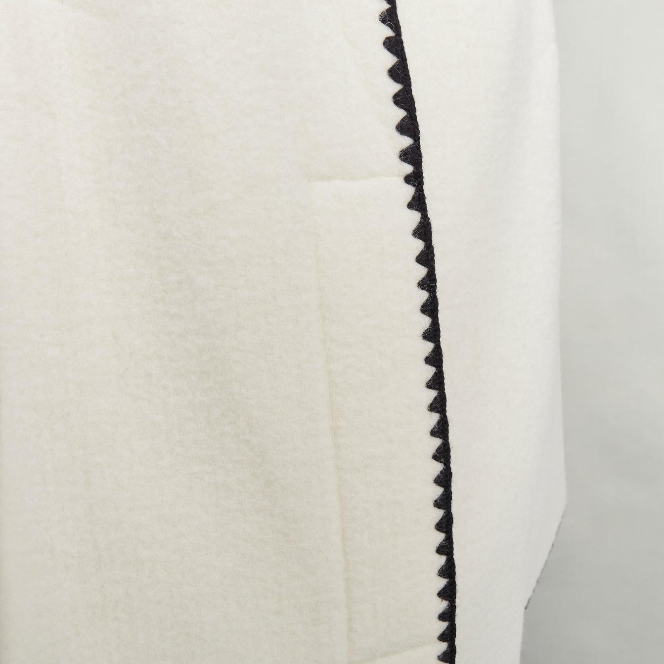JIL SANDER 2019 Runway cream llama blend scalloped trim wide sleeve coat FR34 XS in vendita 3