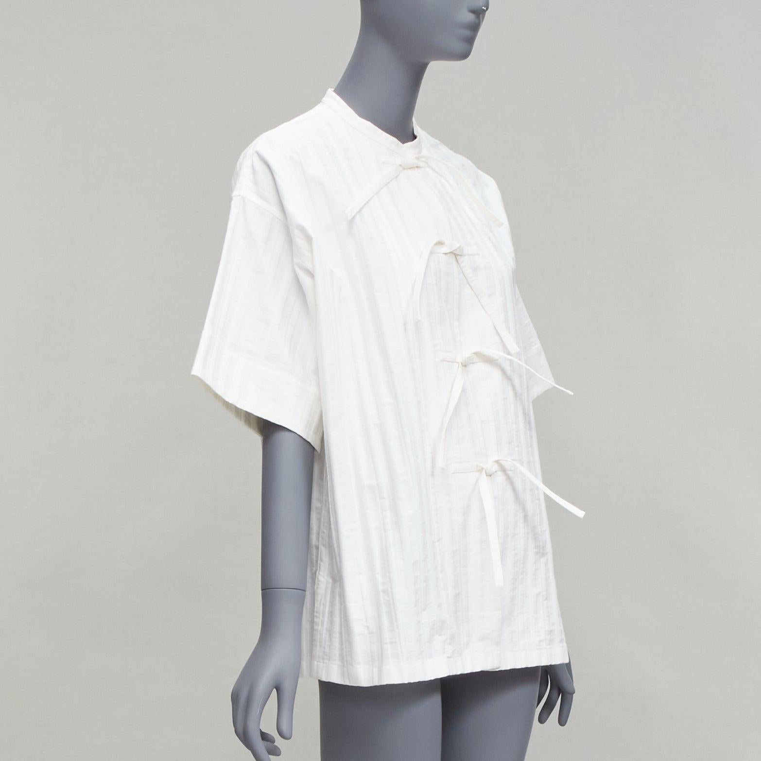JIL SANDER 2019 white striped logo tie button mandarin collar boxy shirt FR34 XS In Excellent Condition In Hong Kong, NT