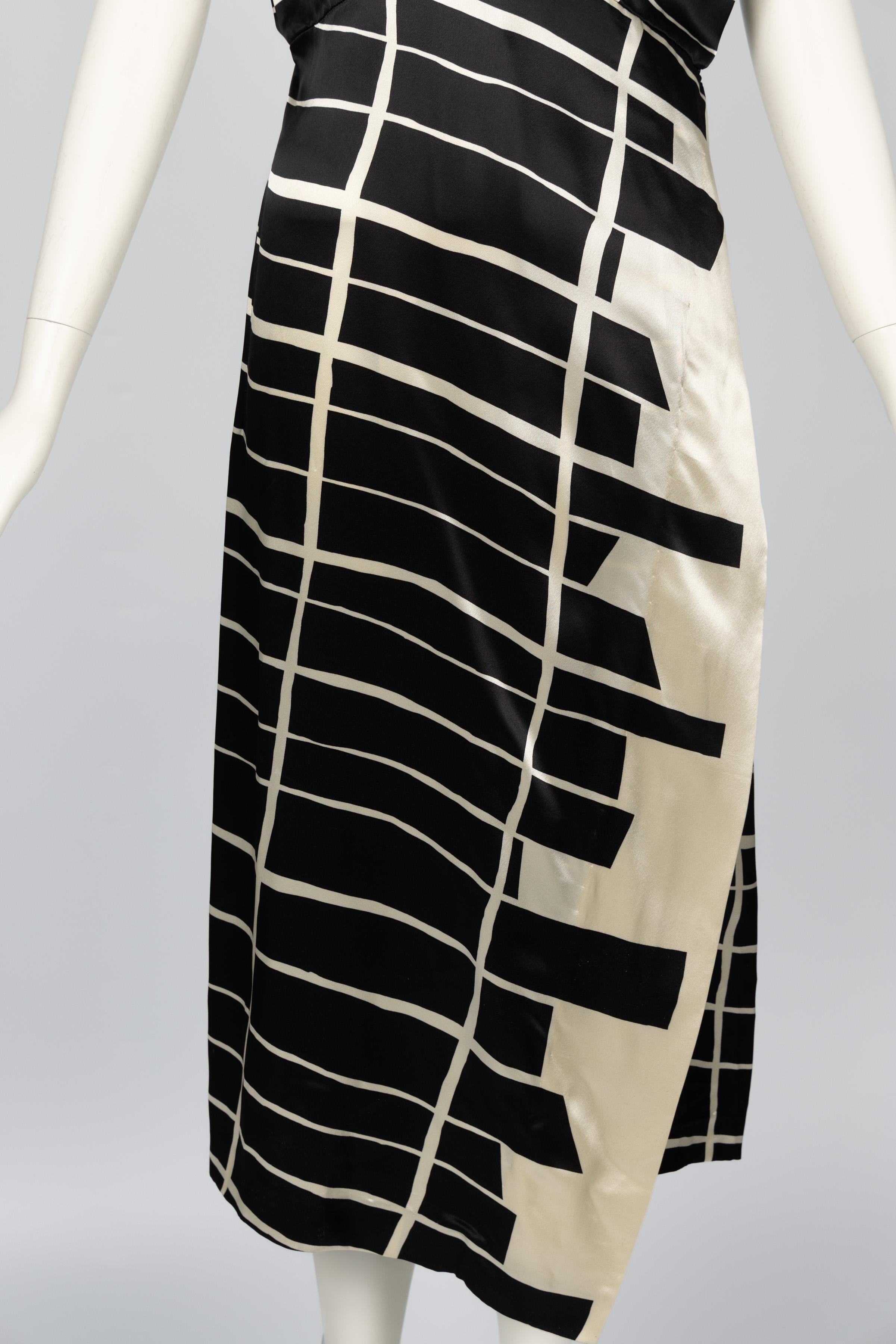Robe noire et ivoire à imprimé quadrillé architectural de Jil Sander, années 2010 en vente 1