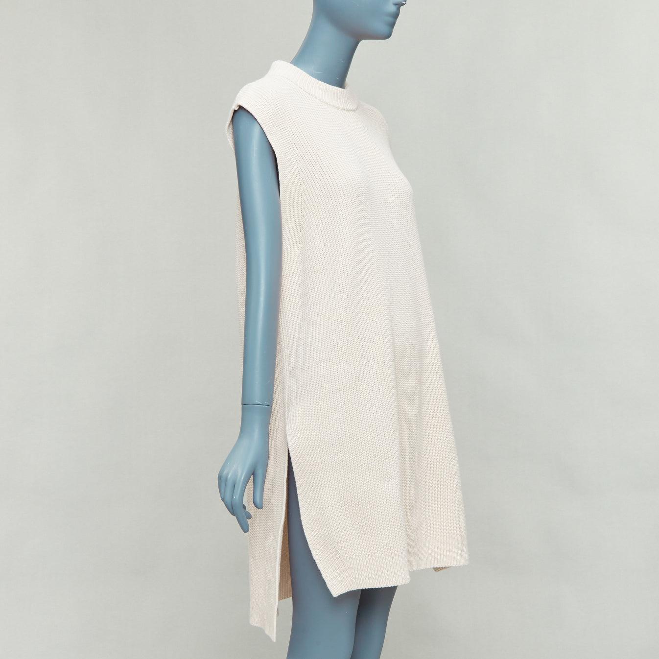 JIL SANDER beige algodón cachemira seda punto jersey vestido chaleco S
Referencia: KYCG/A00092
Marca: Jil Sander
Material: Algodón, Cachemira, Mezcla
Color: crema
Patrón: Sólido
Cierre: Slip On
Detalles adicionales: Aberturas laterales.
Fabricado