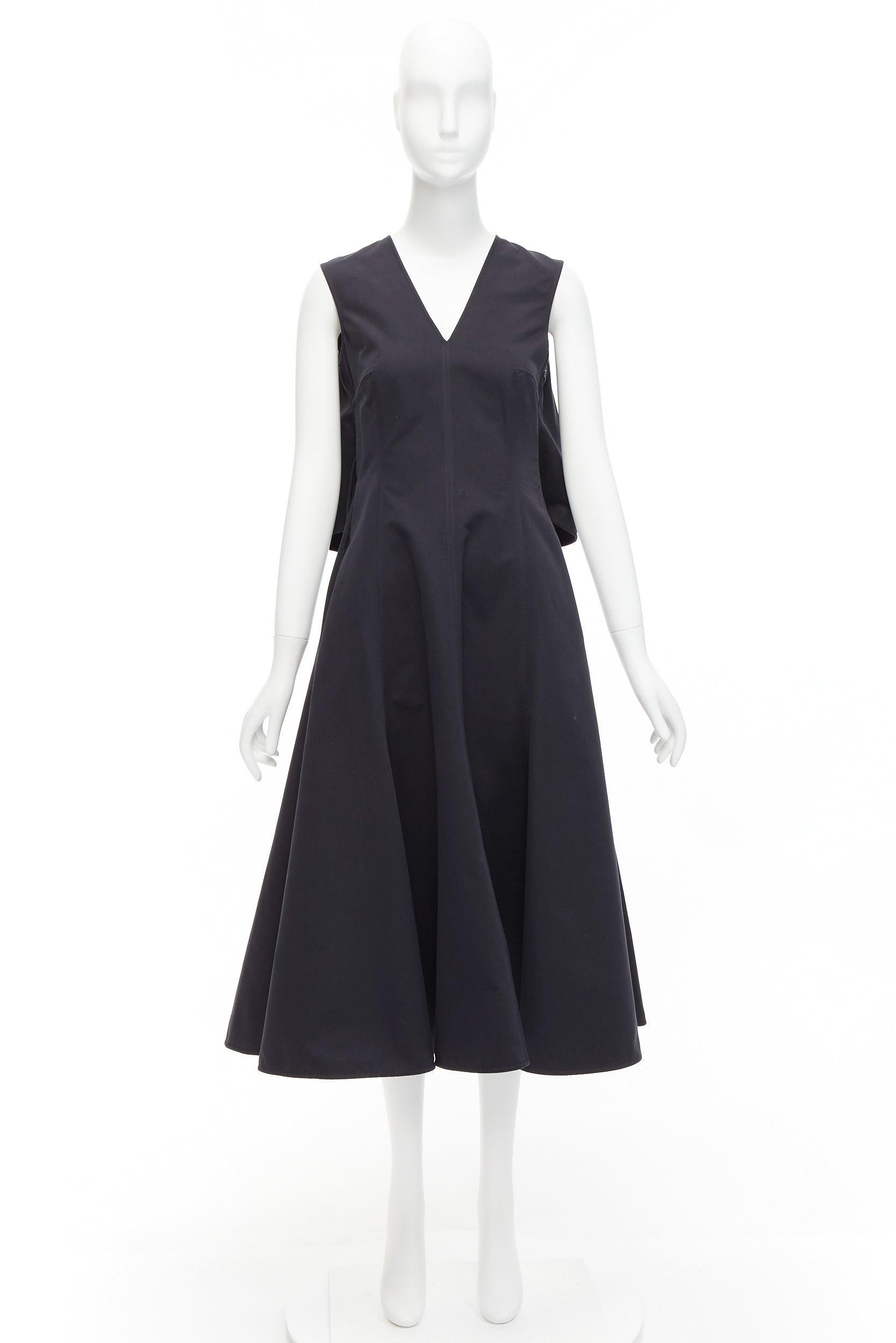 JIL SANDER black cotton silk cape back cut out V-neck Aline midi dress FR32 XXS For Sale 5