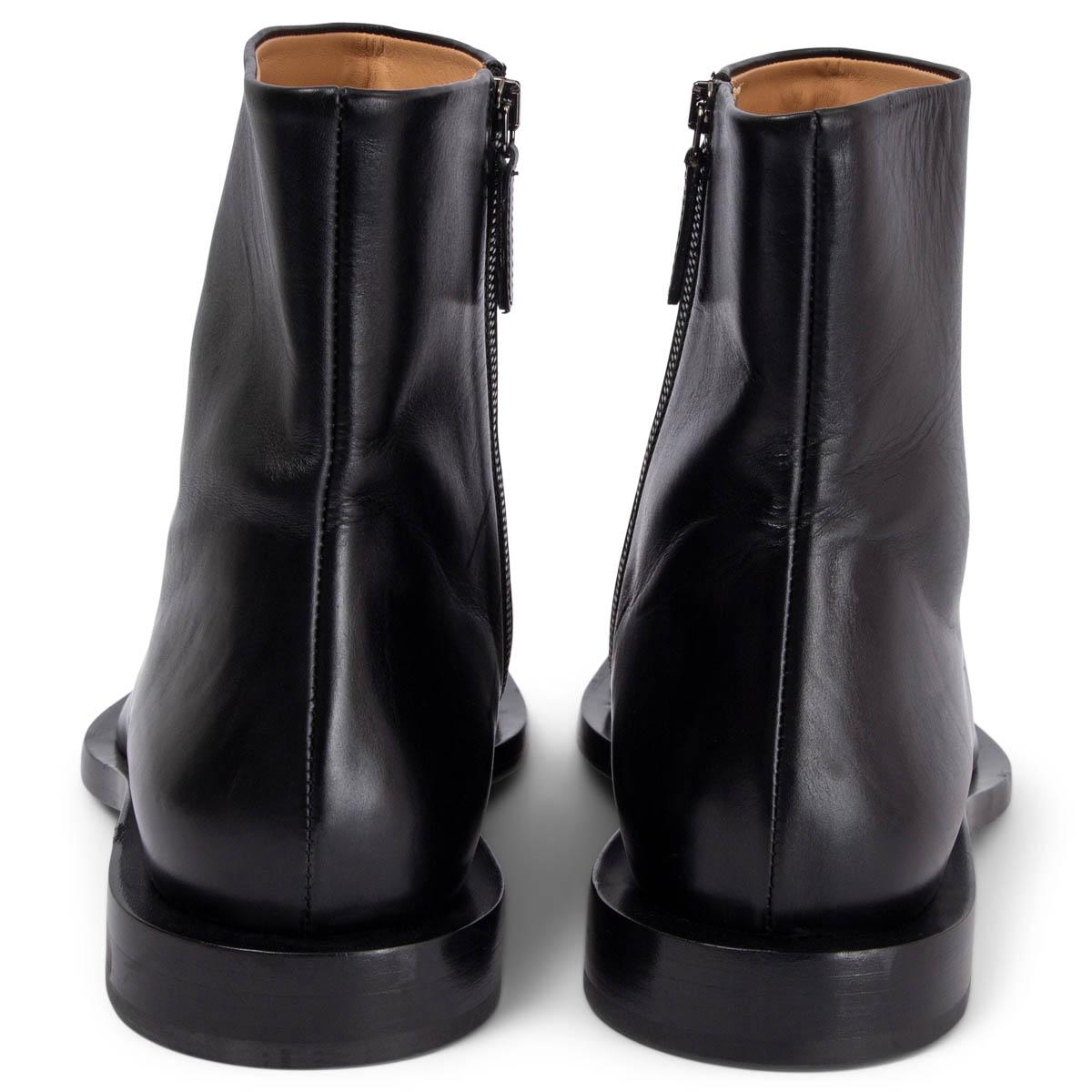 JIL SANDER black leather FLAT ANKLE Boots Shoes 39 In Excellent Condition For Sale In Zürich, CH