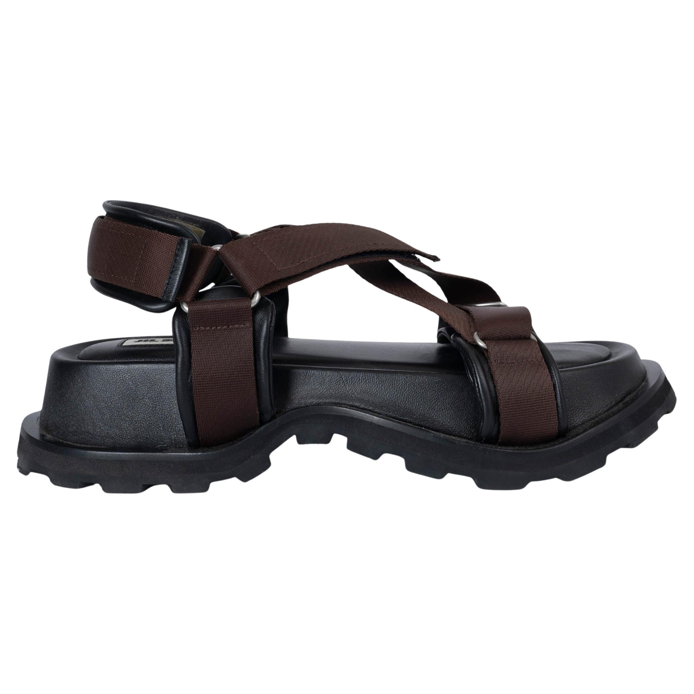 Jil Sander, sandali da trekking con suola in nylon marrone, 39 in vendita